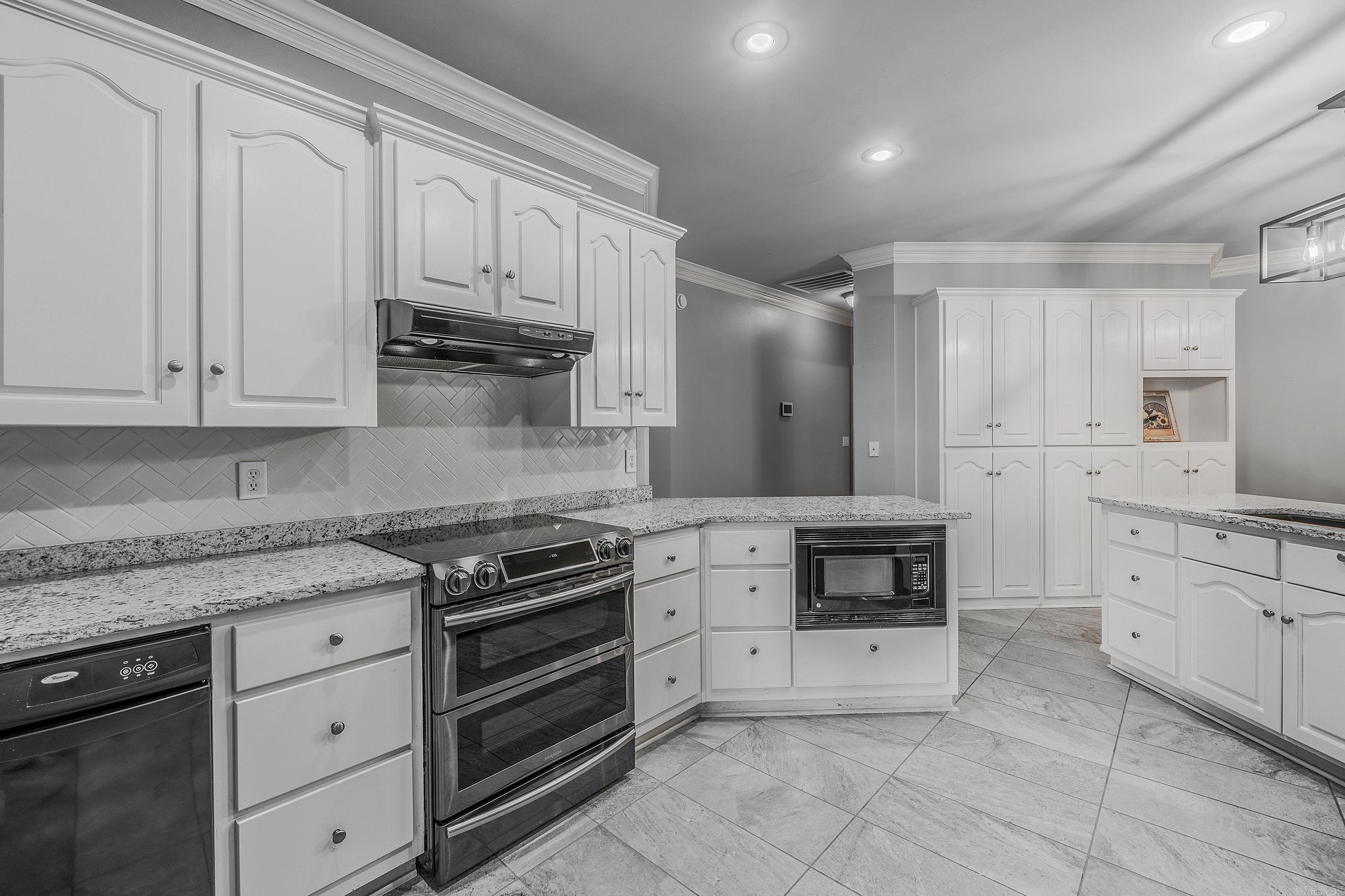 15  Hallie  Cabot, AR