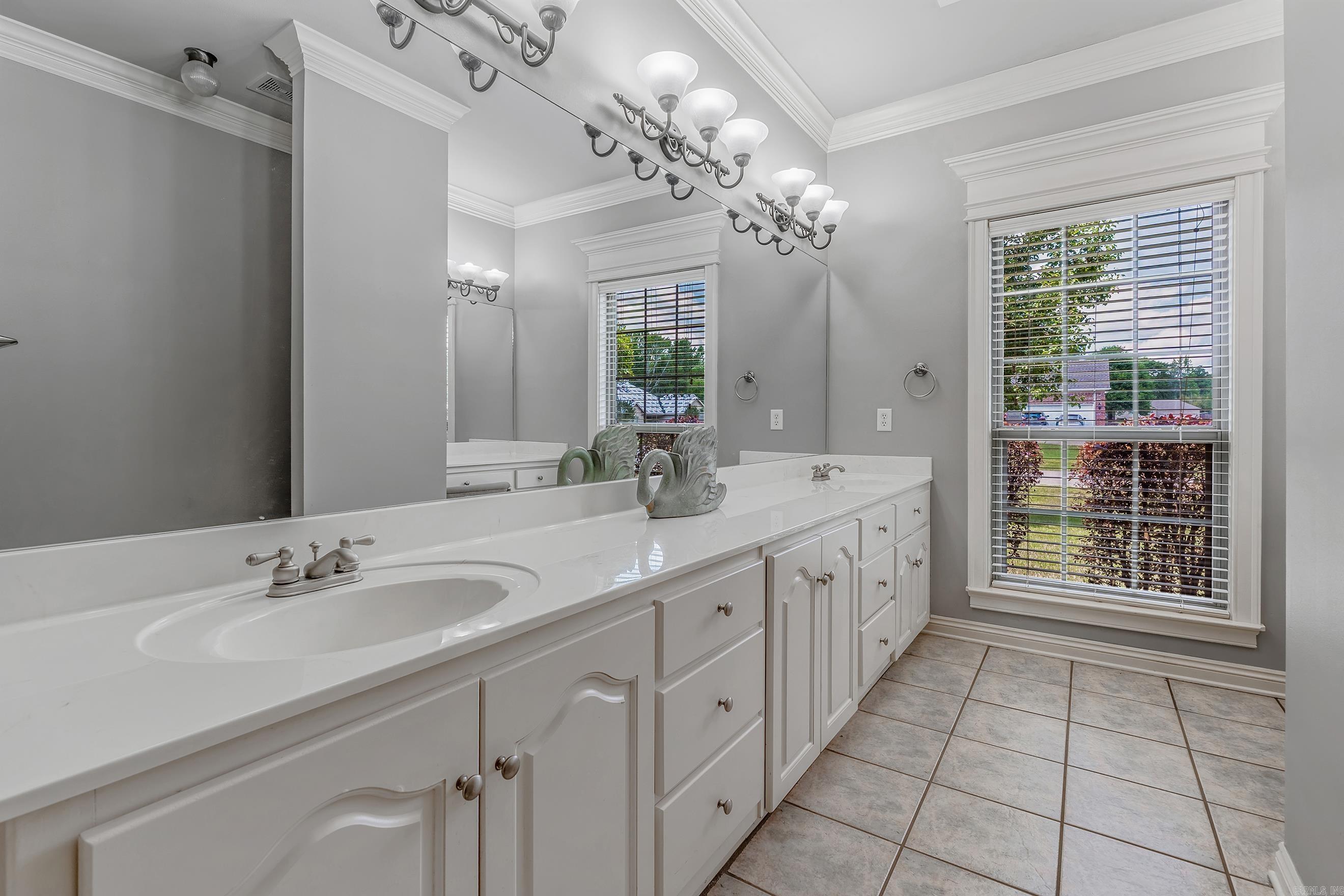 15  Hallie  Cabot, AR