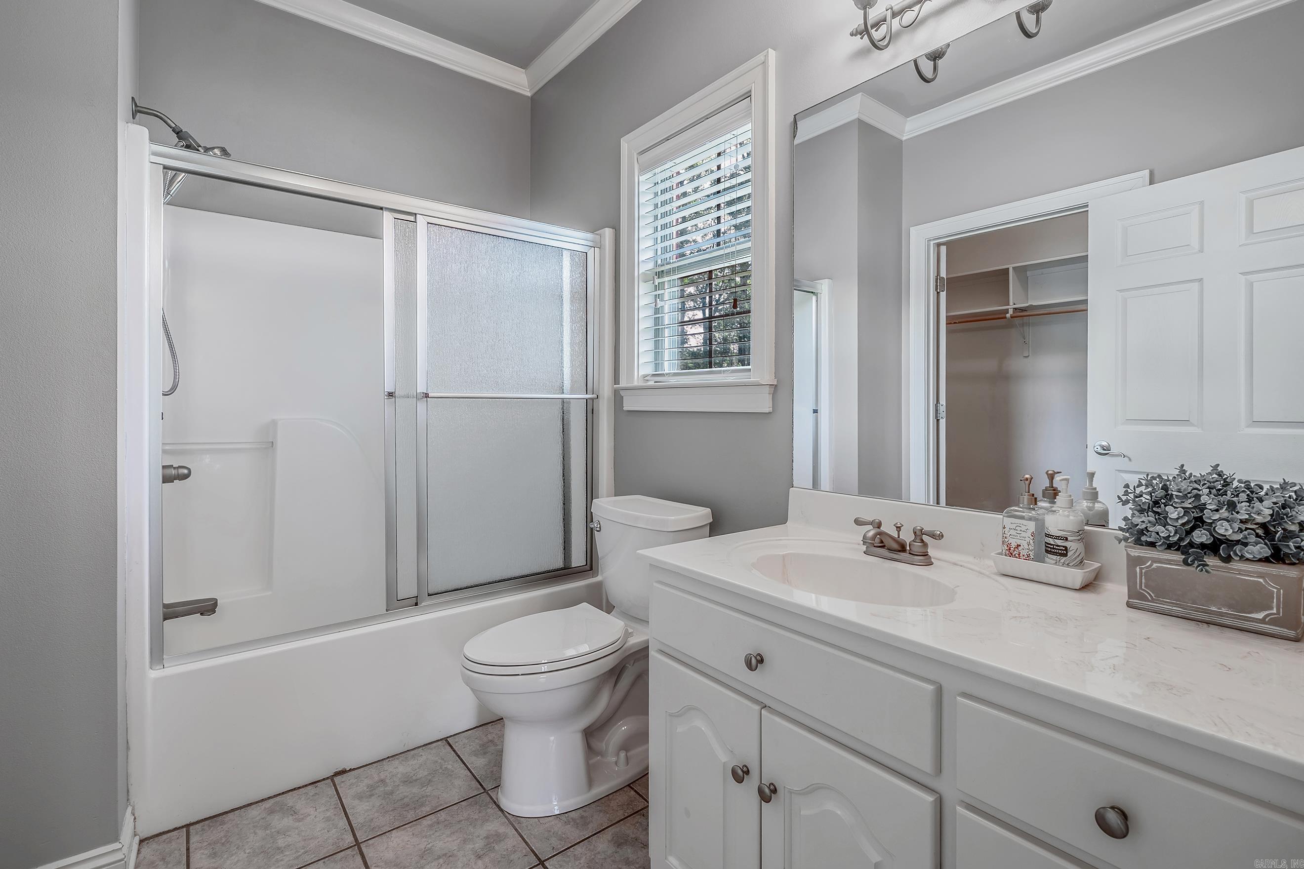15  Hallie  Cabot, AR