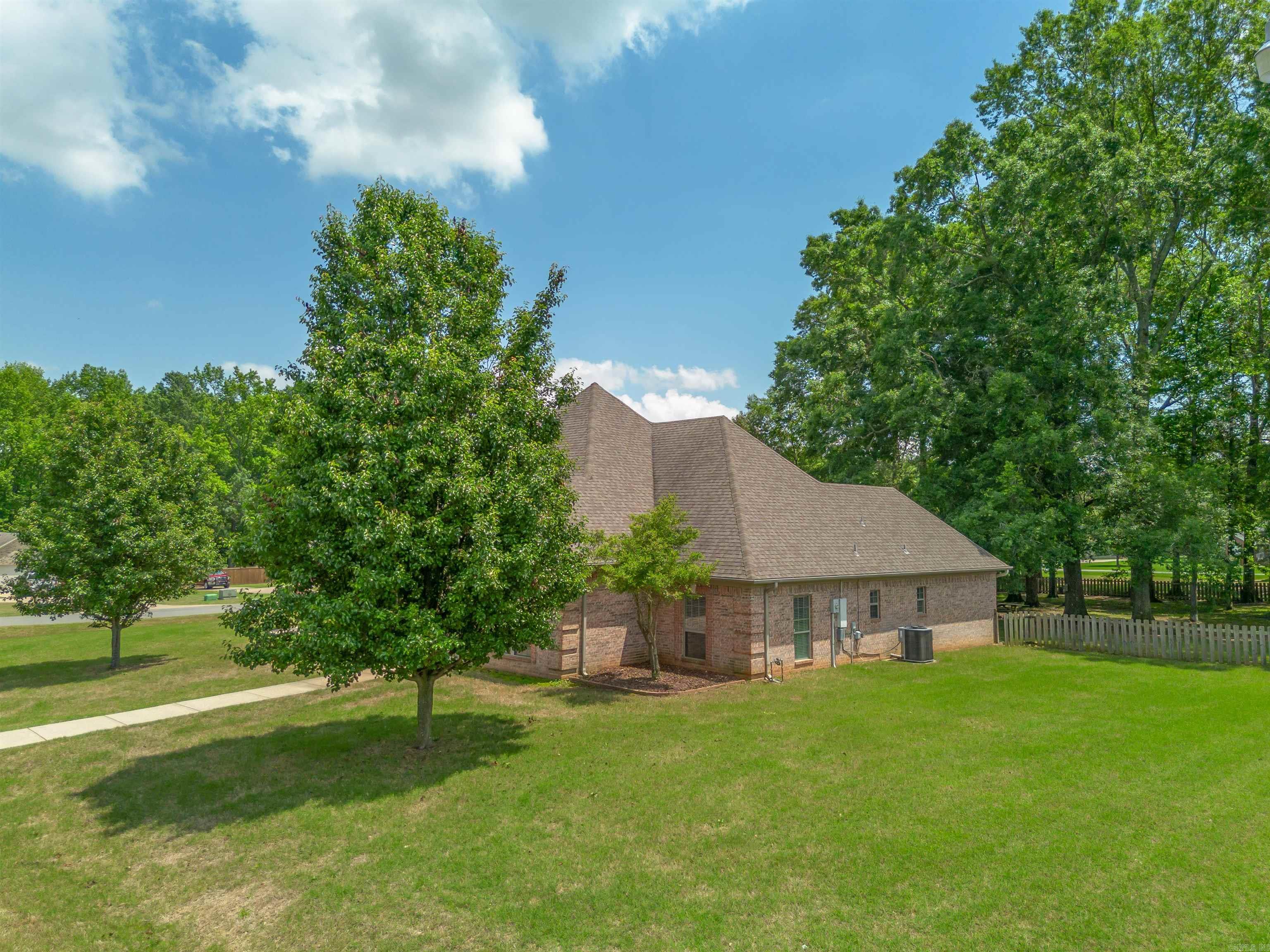 15  Hallie  Cabot, AR