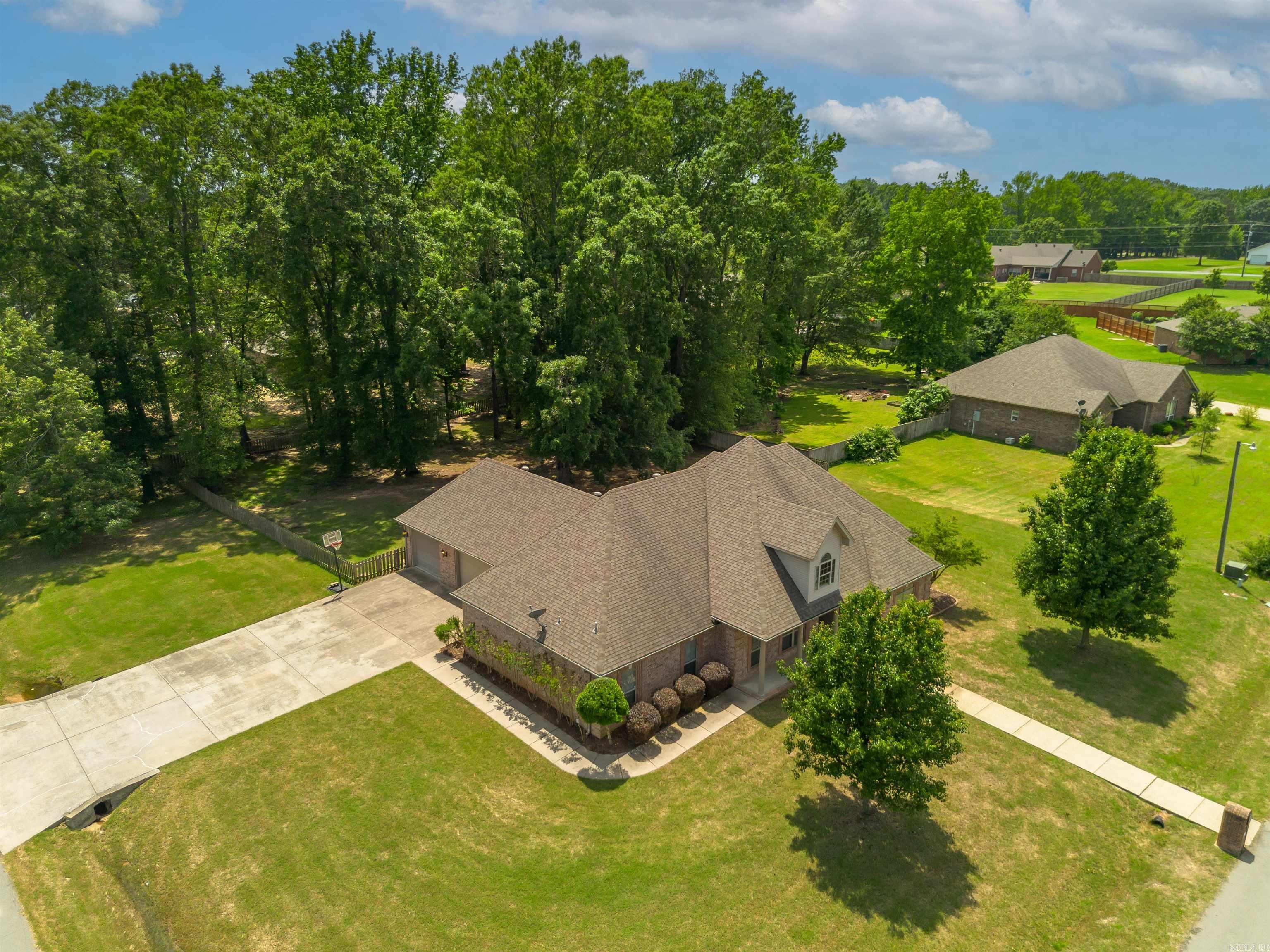 15  Hallie  Cabot, AR