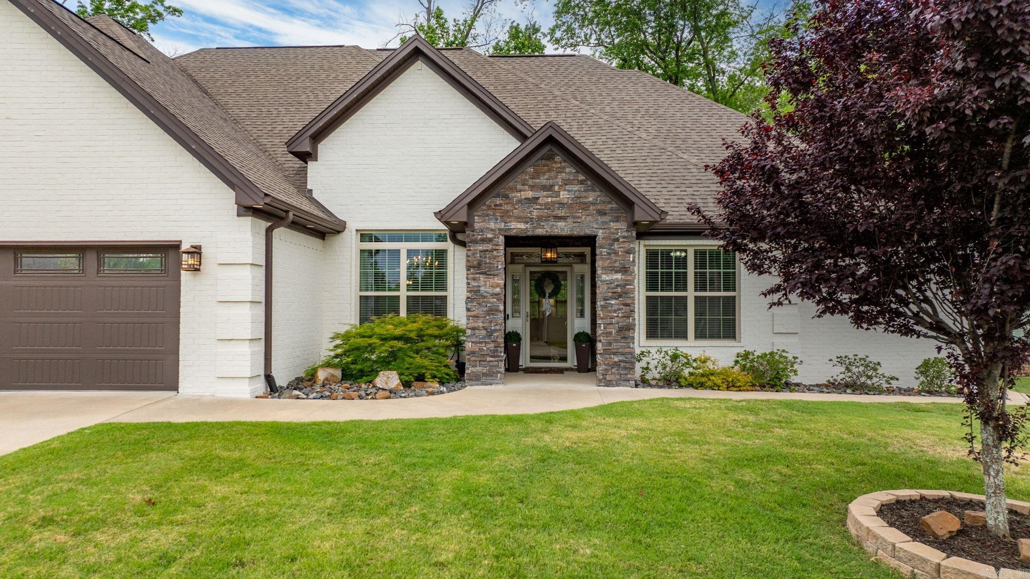 216  Lake Valley Drive  Maumelle, AR