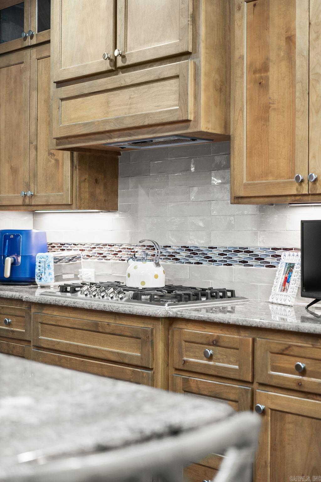 216  Lake Valley Drive  Maumelle, AR