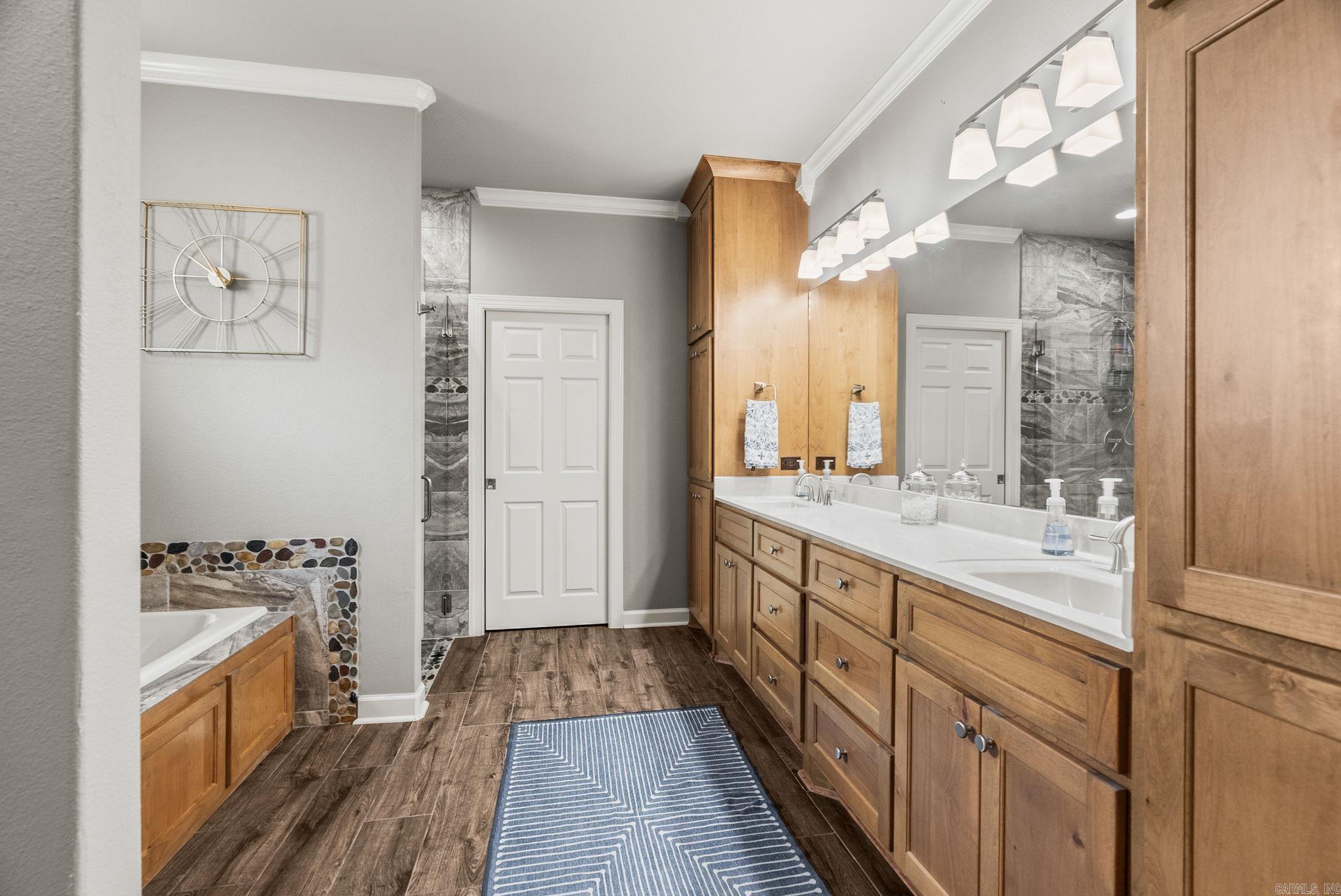 216  Lake Valley Drive  Maumelle, AR