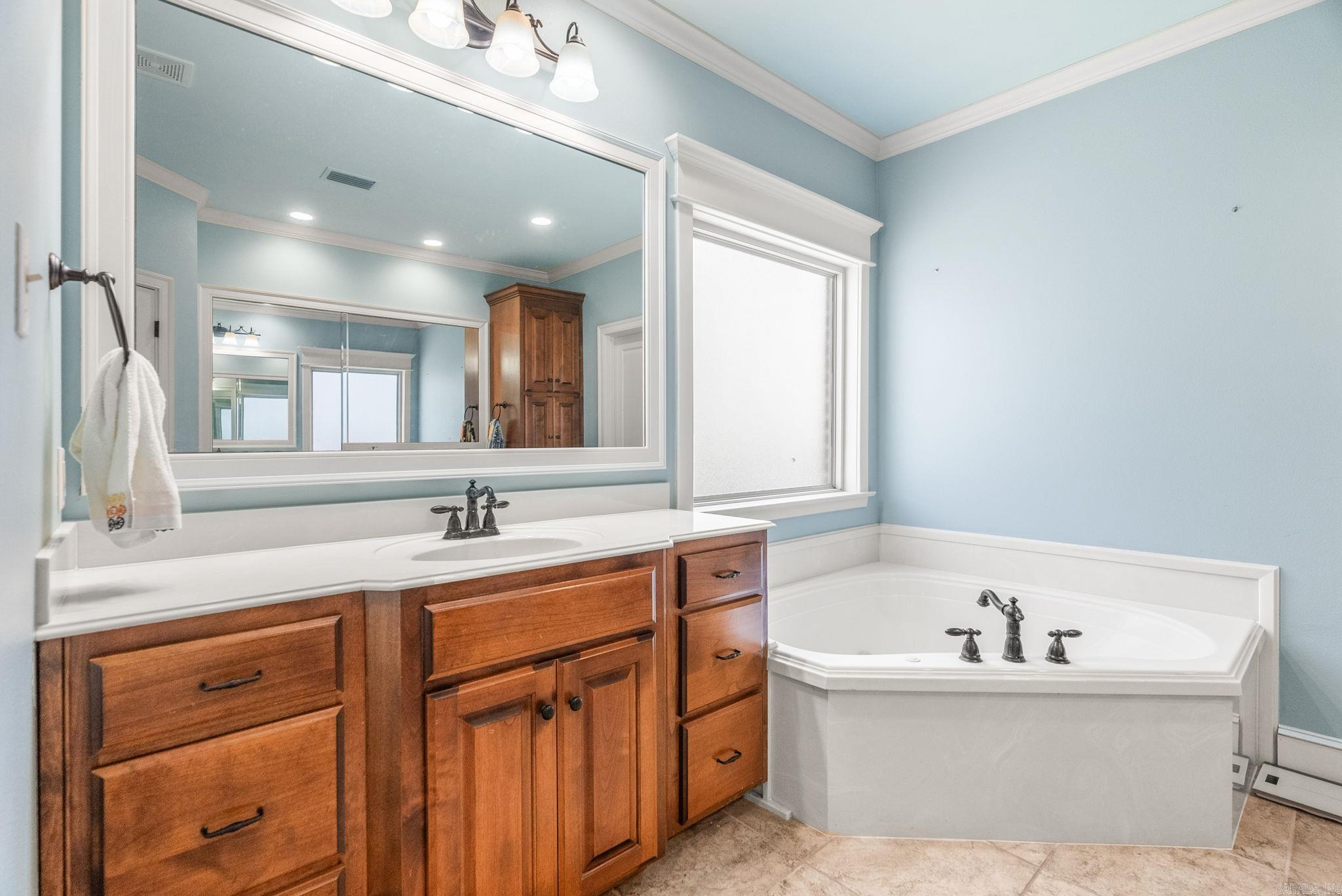 845  Cordoba  Conway, AR
