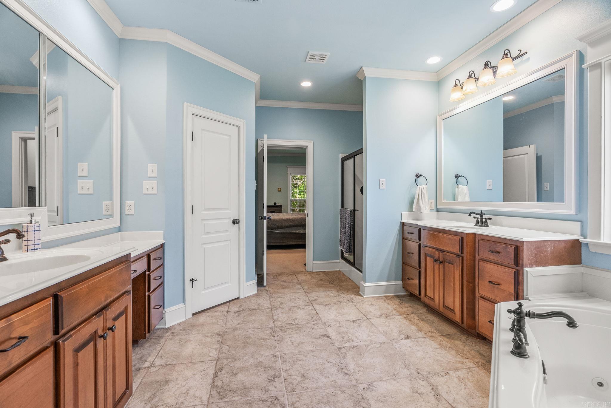845  Cordoba  Conway, AR