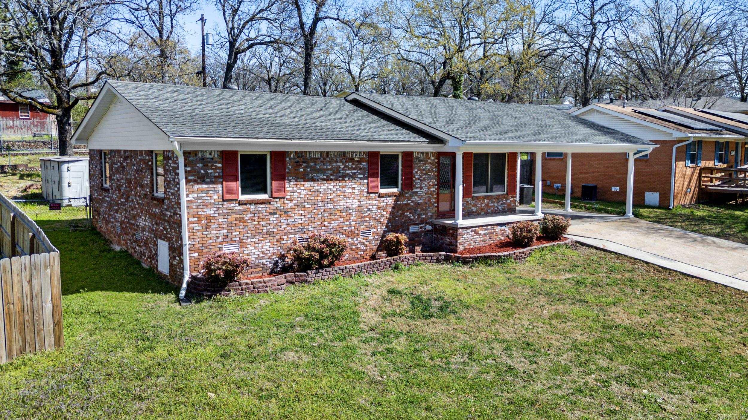 718  Coulter  Sherwood, AR