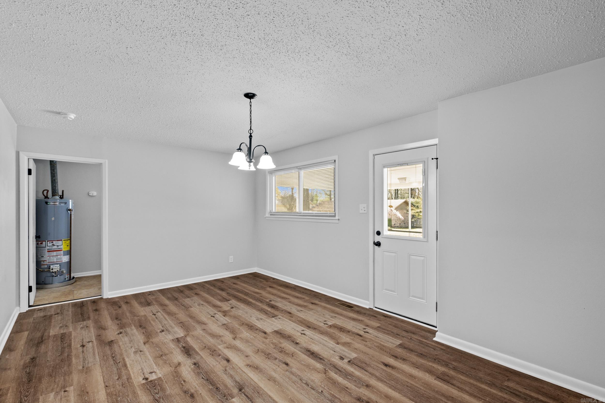 718  Coulter  Sherwood, AR