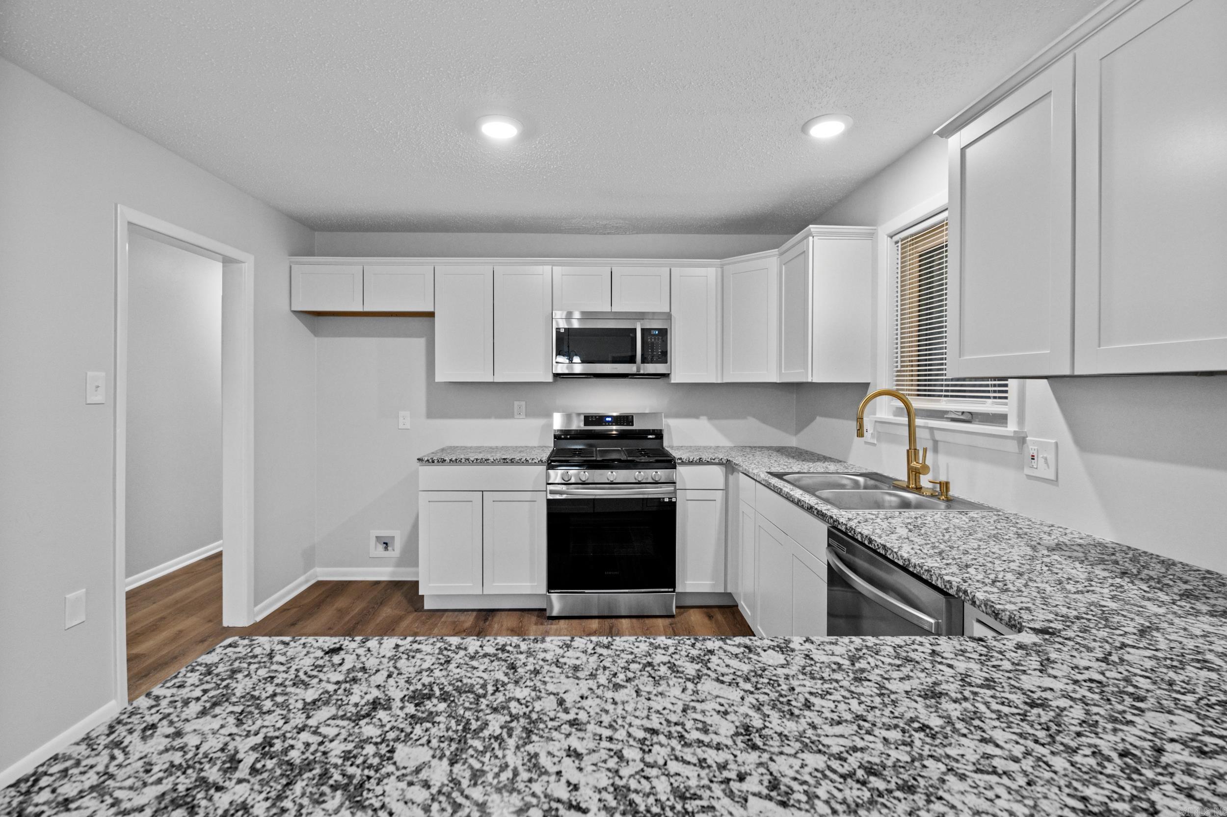 718  Coulter  Sherwood, AR