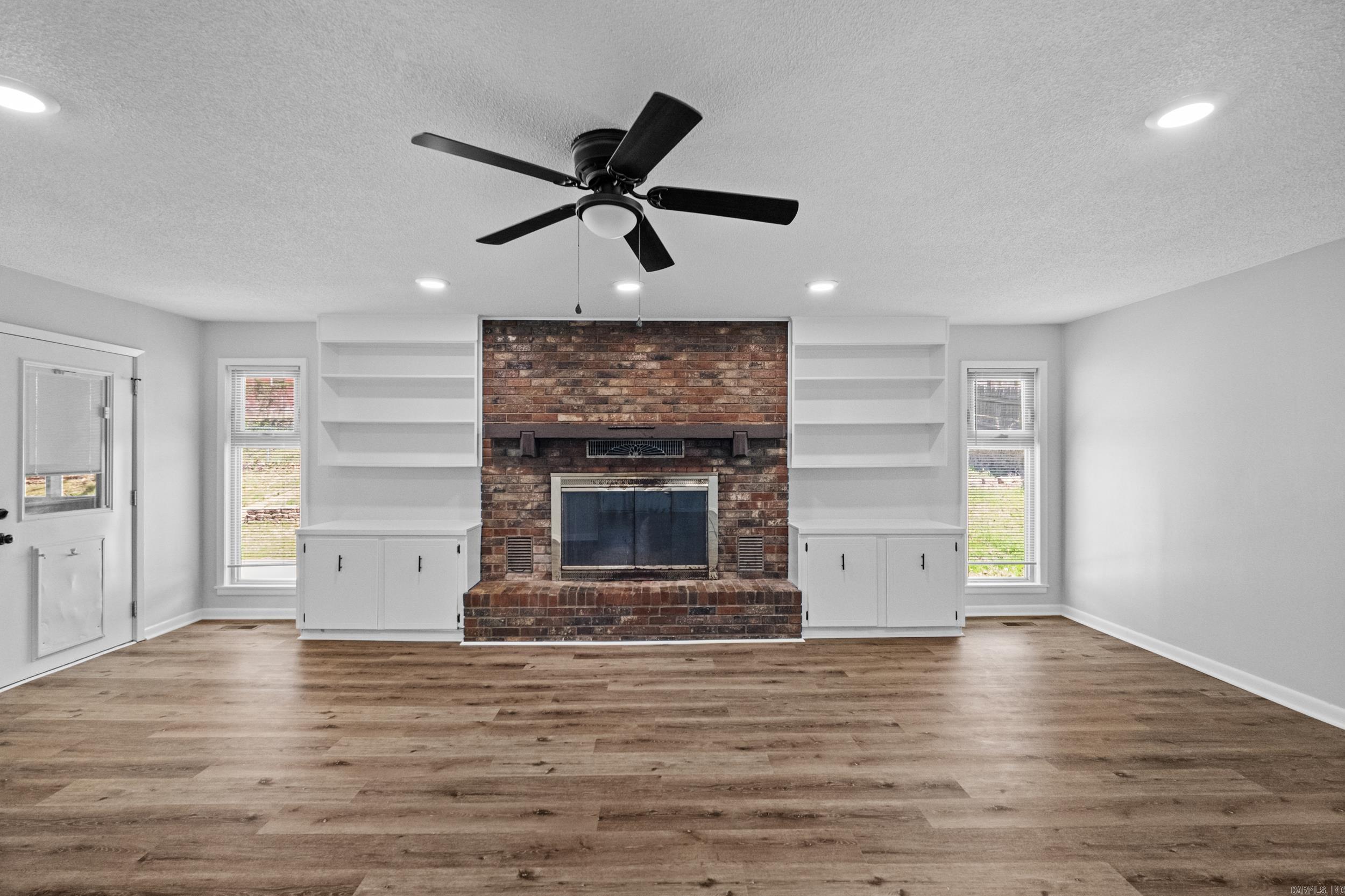 718  Coulter  Sherwood, AR