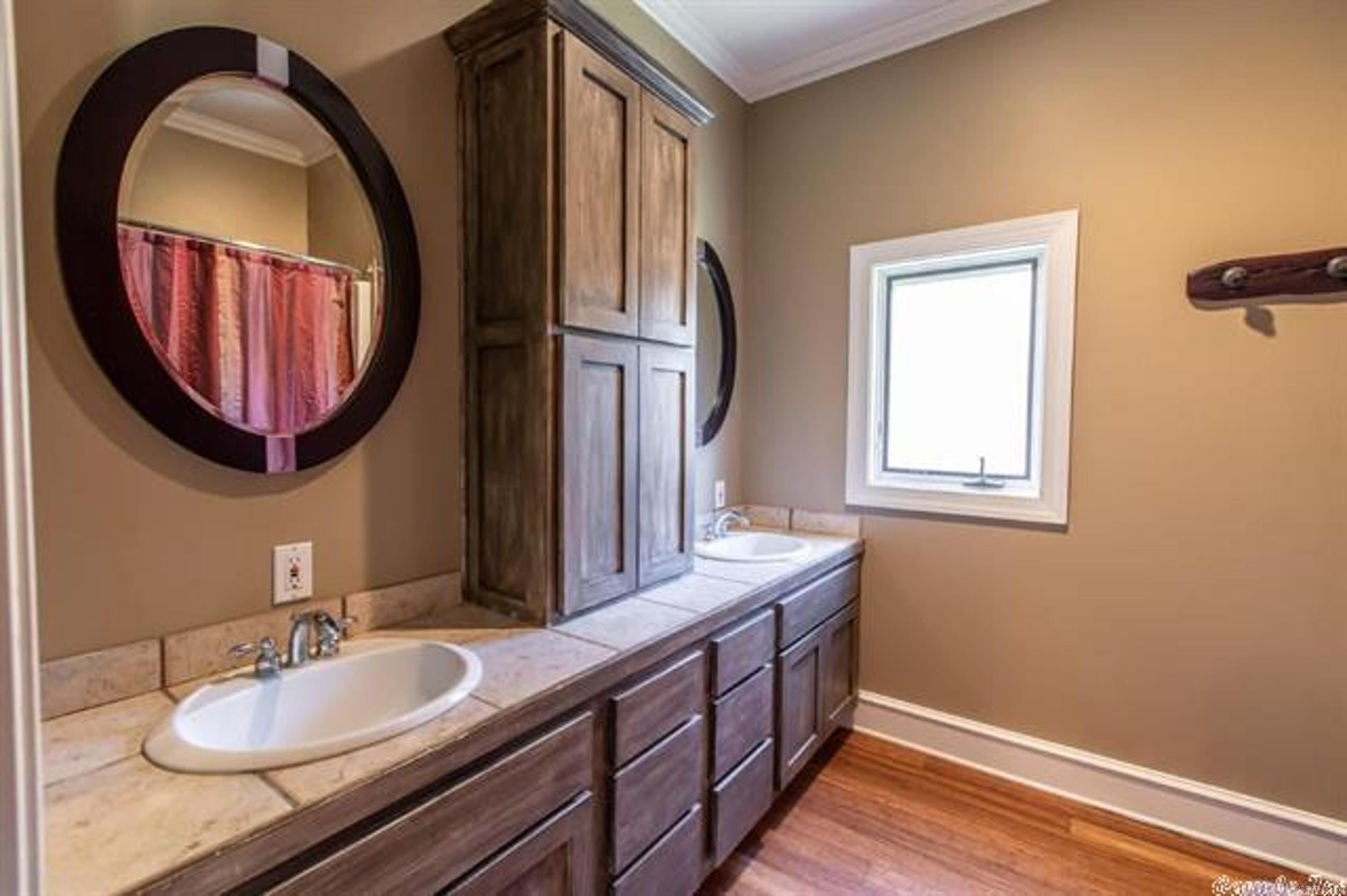 11209  Barrett  Roland, AR