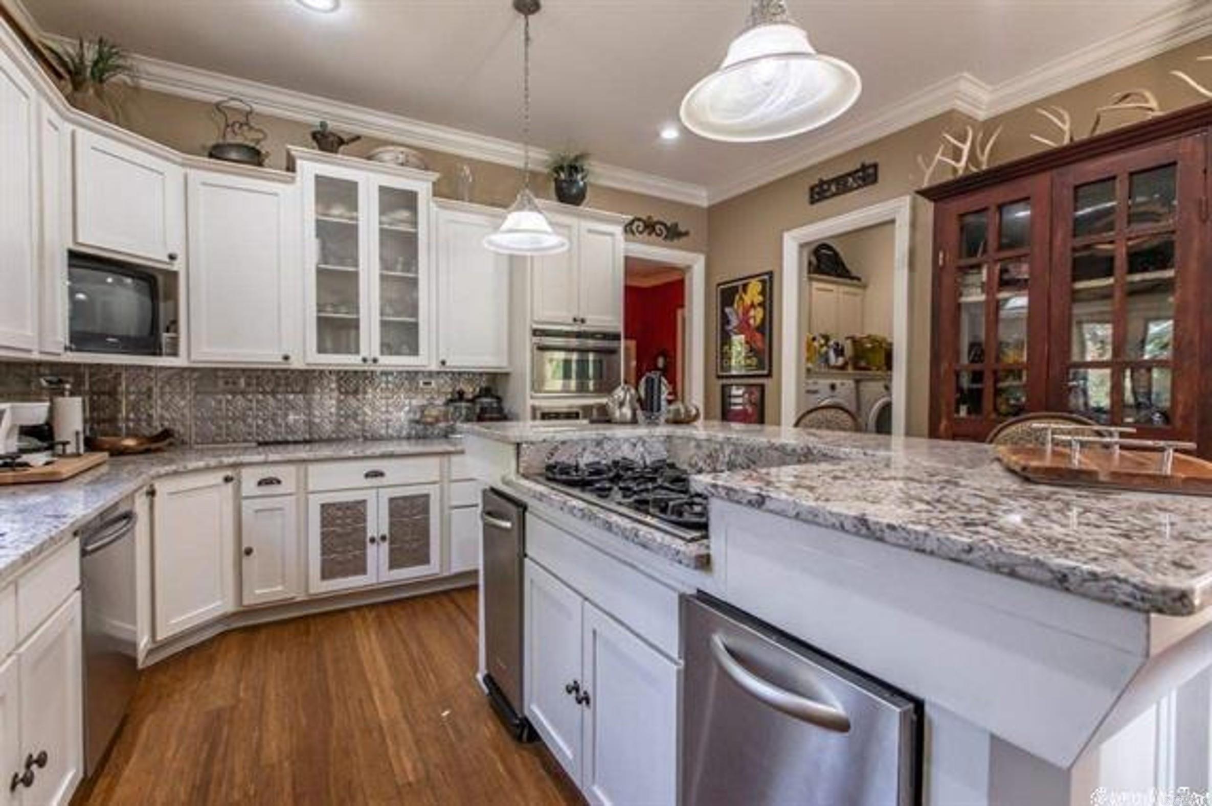 11209  Barrett  Roland, AR