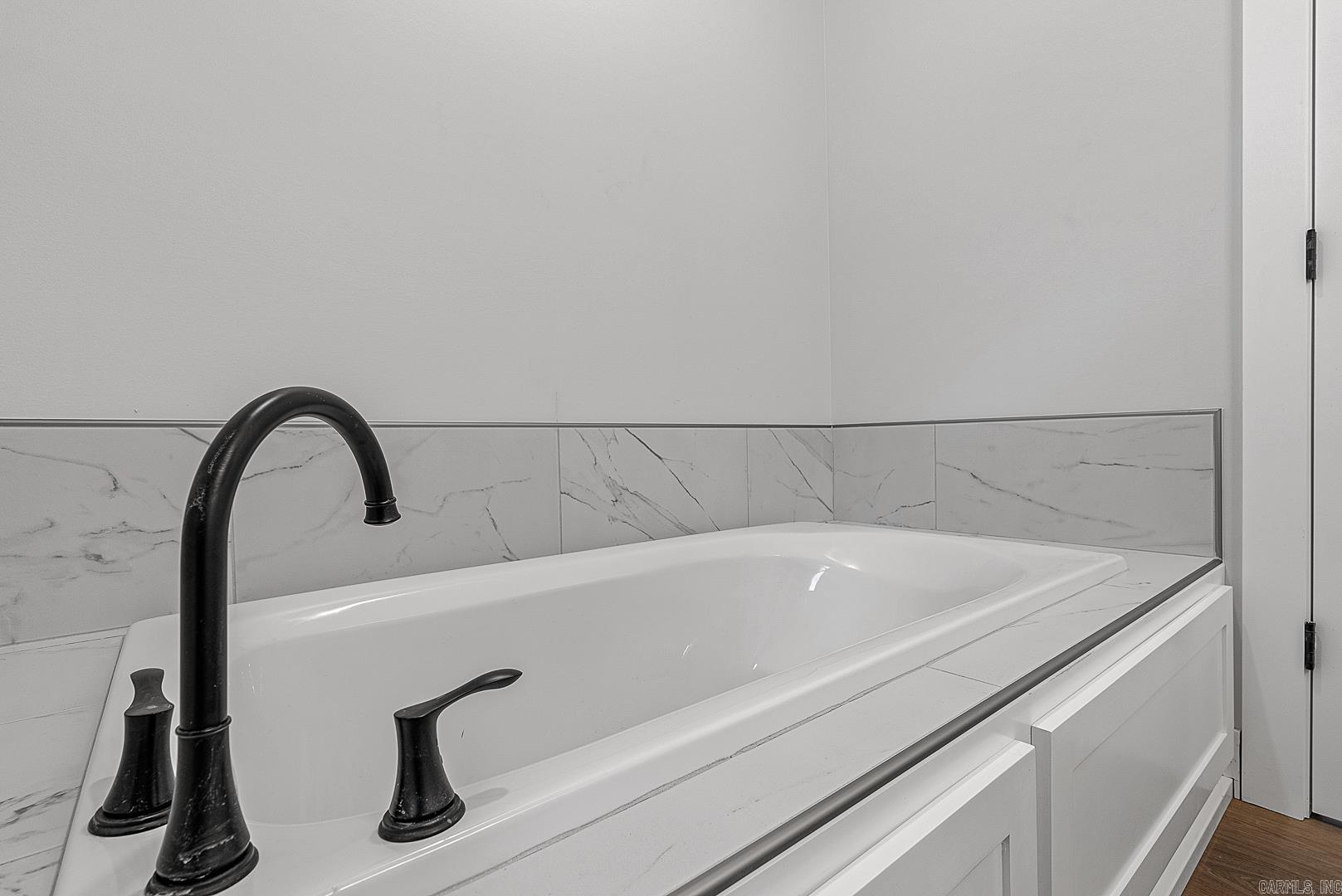 4001 Stoke Jonesboro, AR 72405