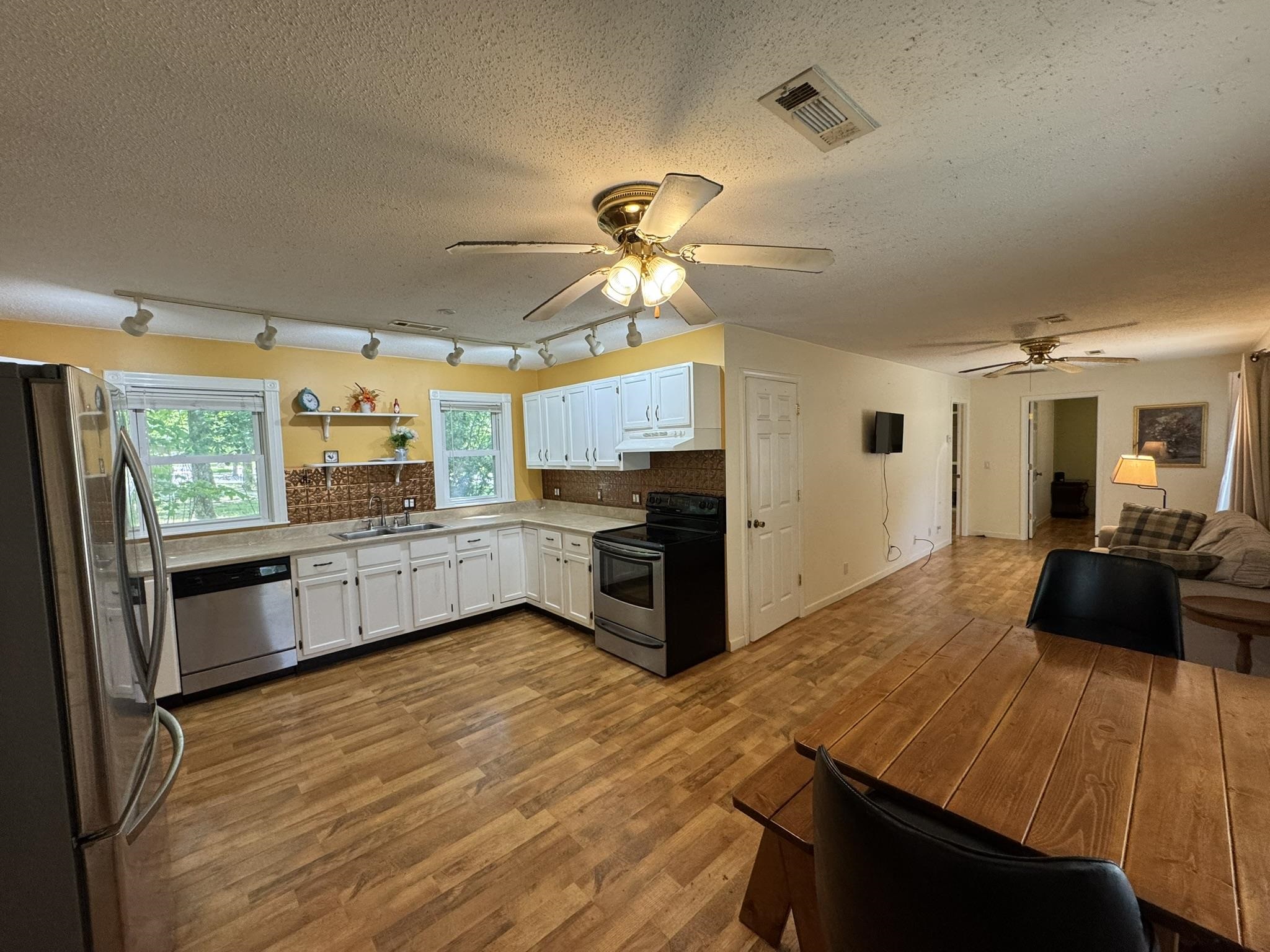 120  Pinehurst  Bull Shoals, AR