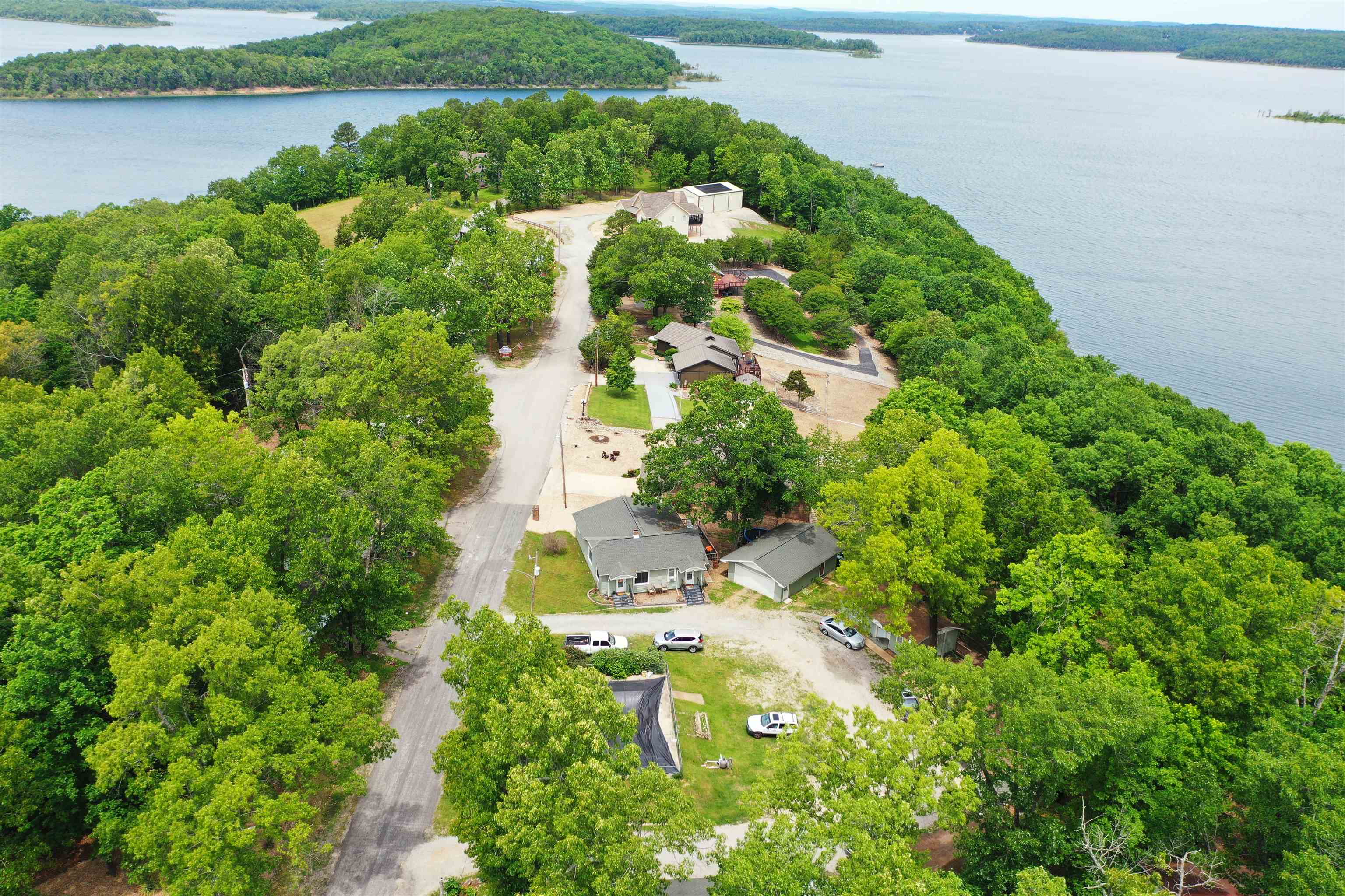 120  Pinehurst  Bull Shoals, AR