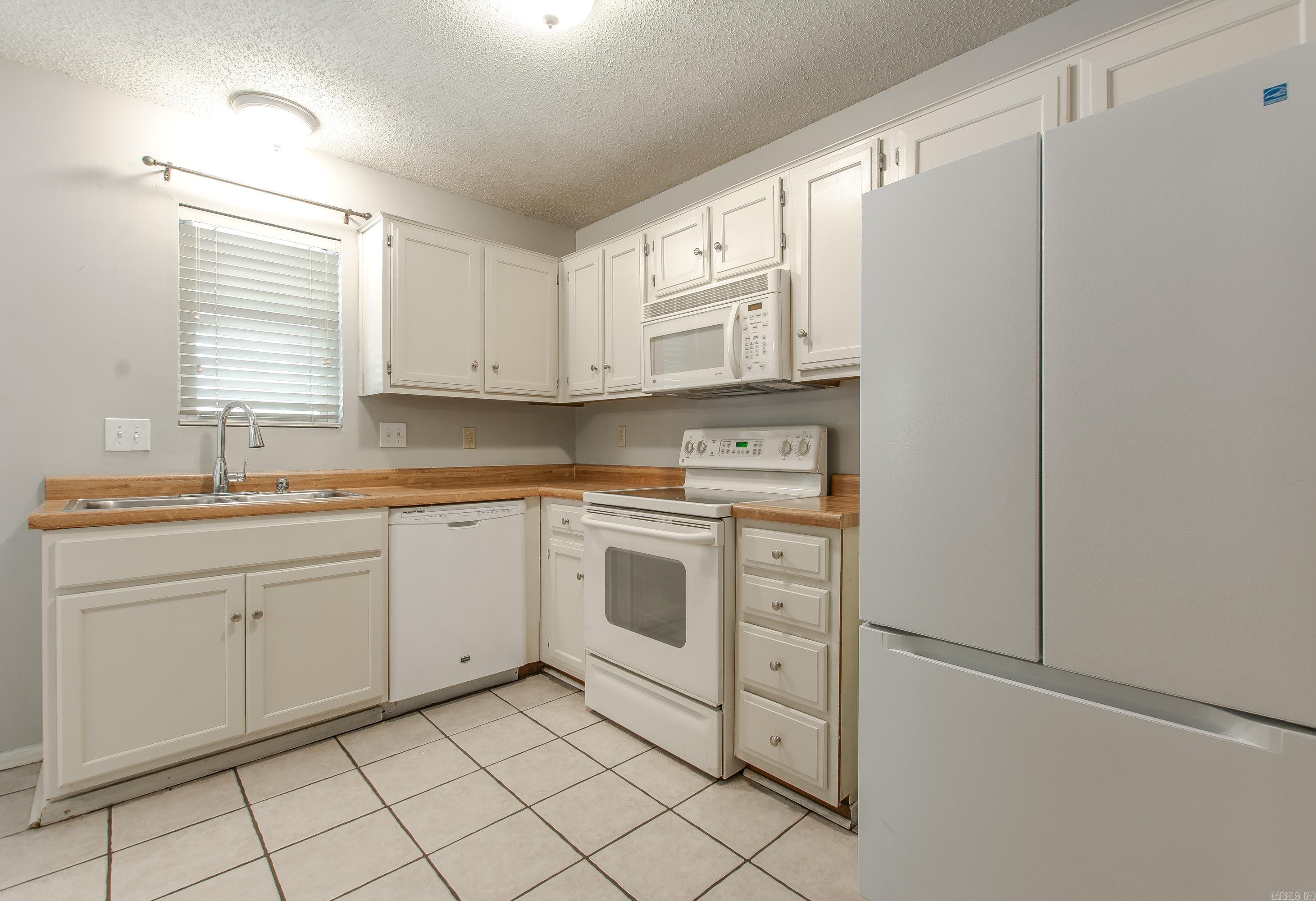 200  Pine Forest  Maumelle, AR