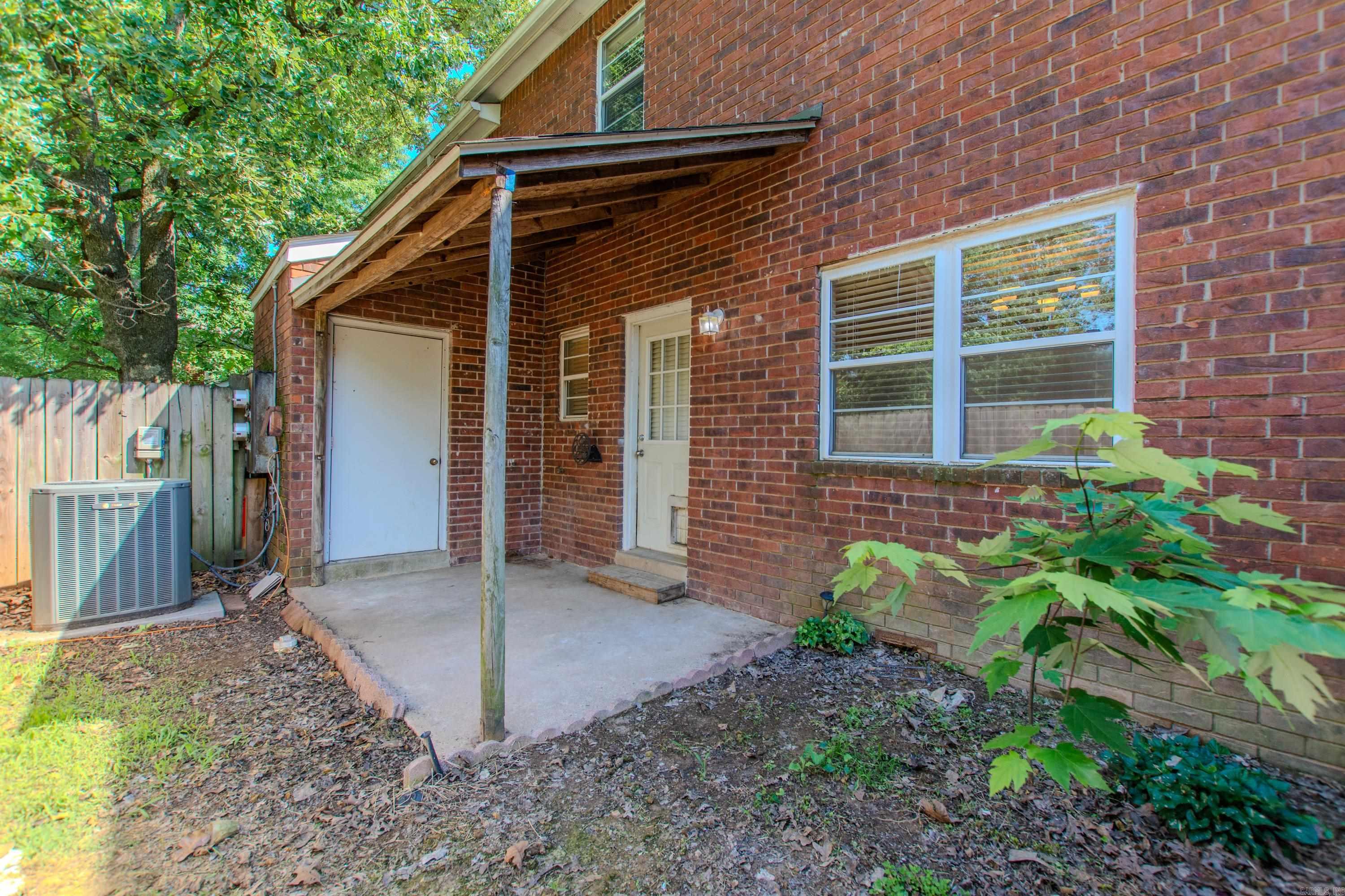200  Pine Forest  Maumelle, AR