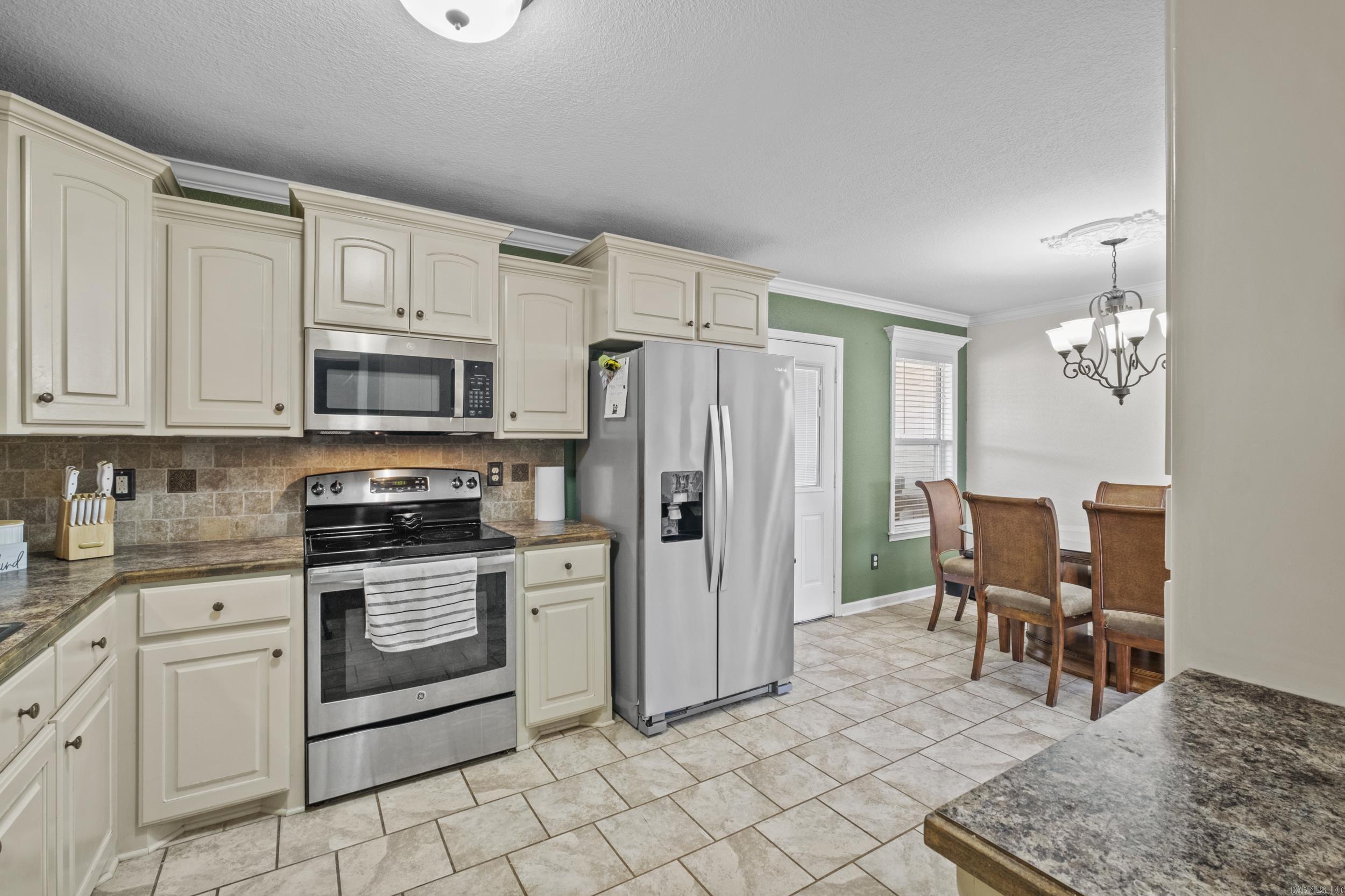 26  Poplar  Ward, AR