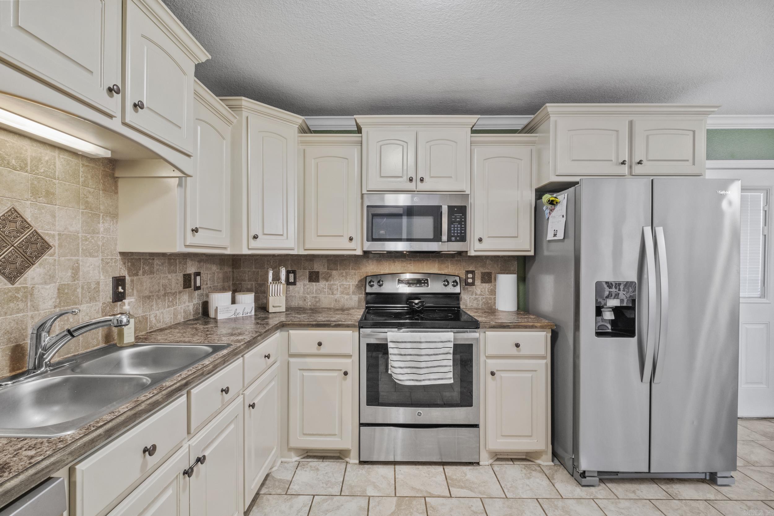 26  Poplar  Ward, AR