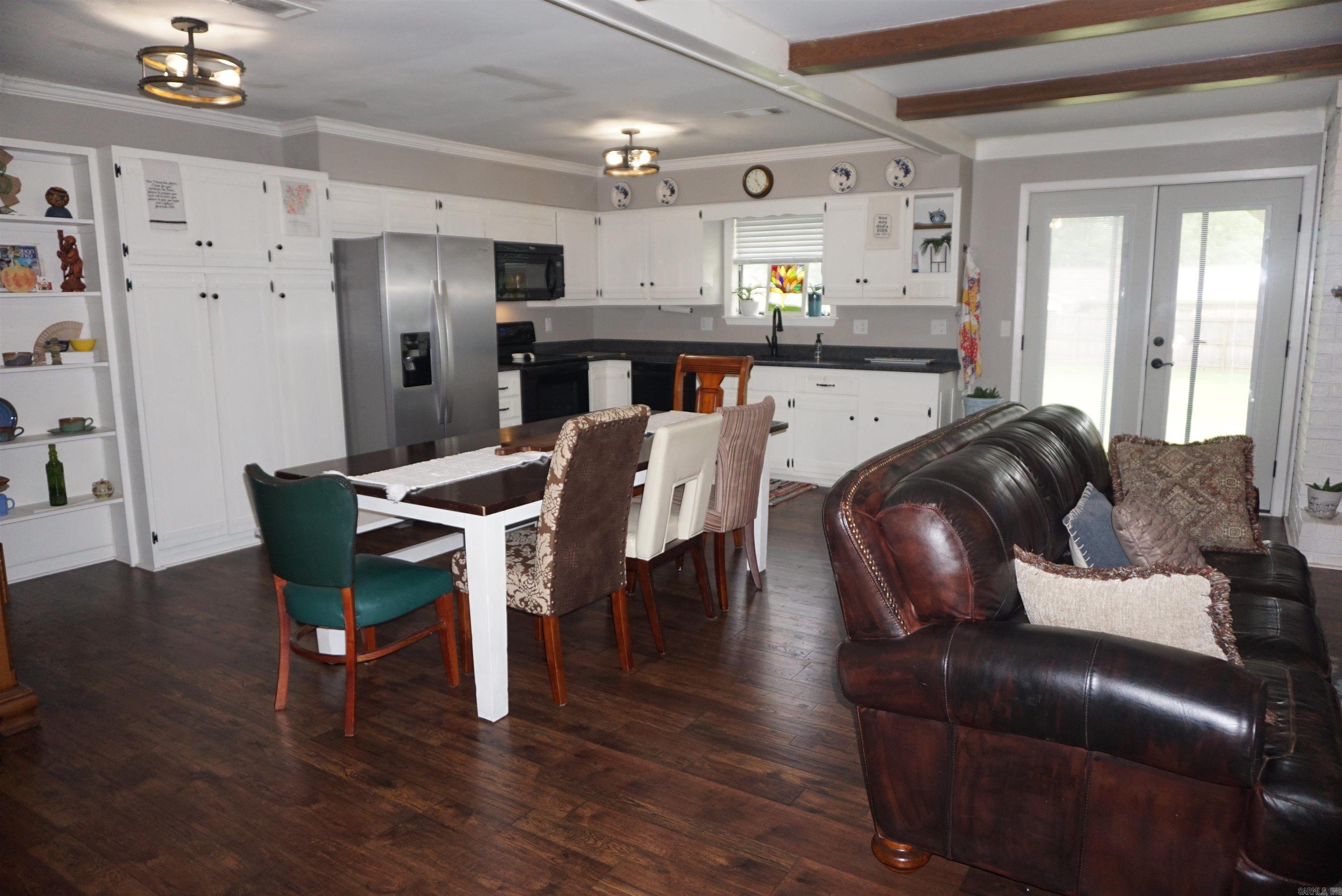 8  Tina  Searcy, AR