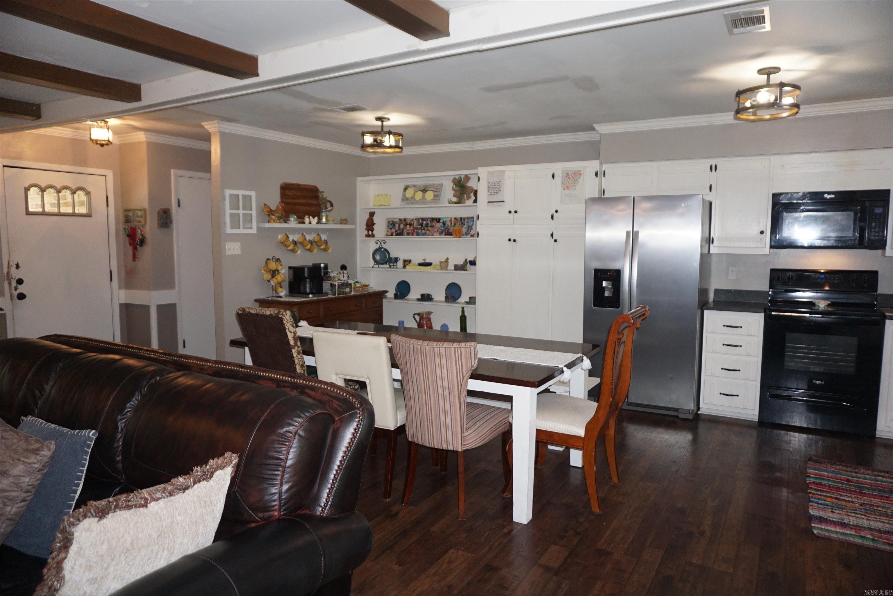 8  Tina  Searcy, AR