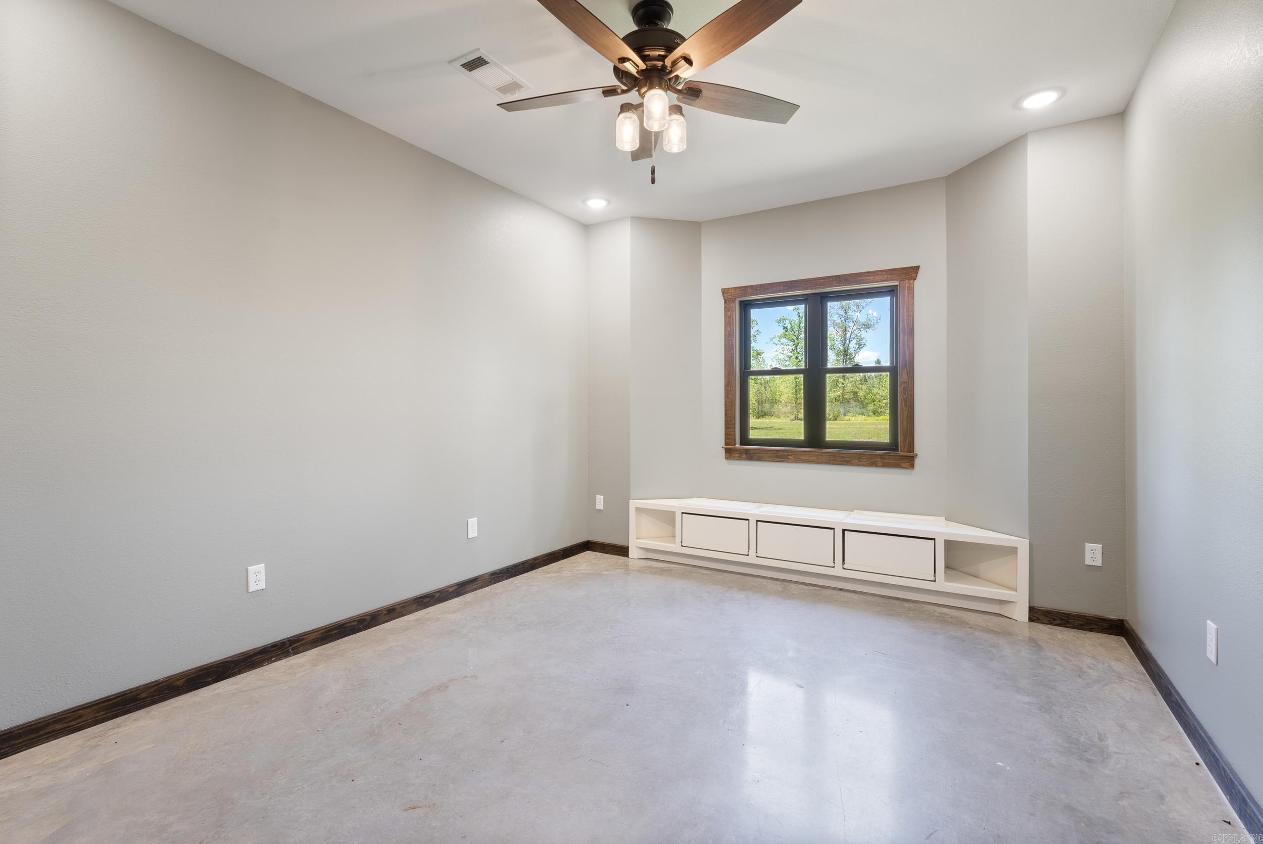 8899  Grant County Rd 75  Sheridan, AR