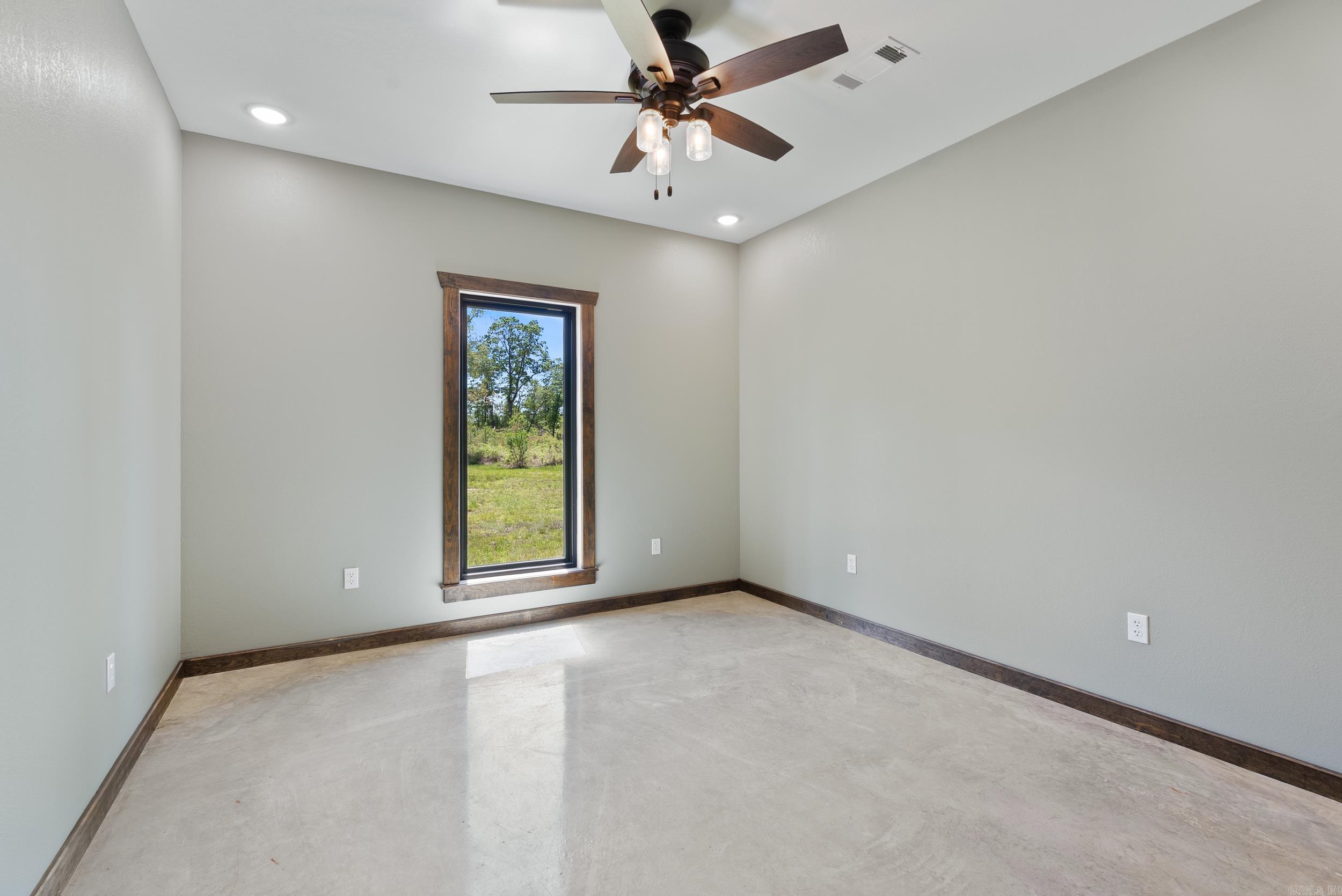 8899  Grant County Rd 75  Sheridan, AR
