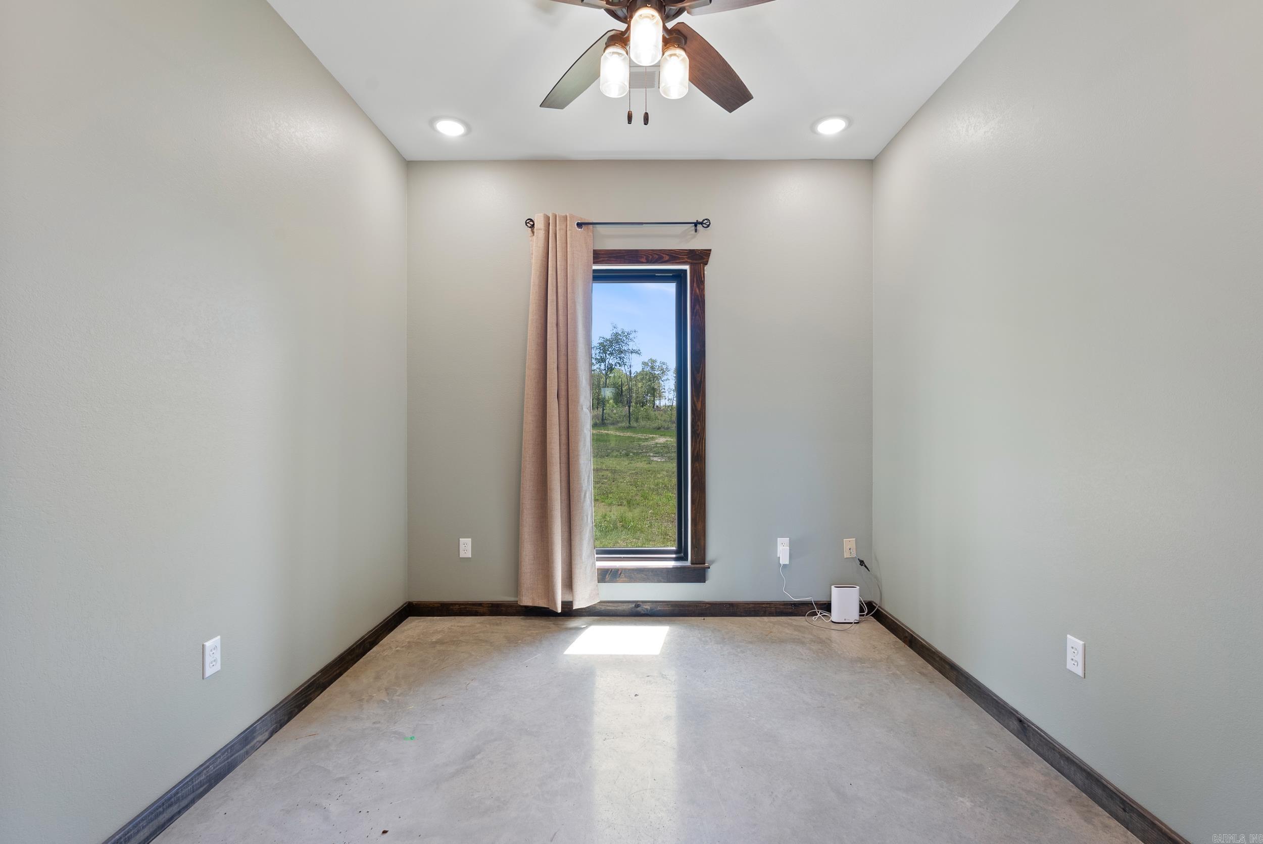 8899  Grant County Rd 75  Sheridan, AR