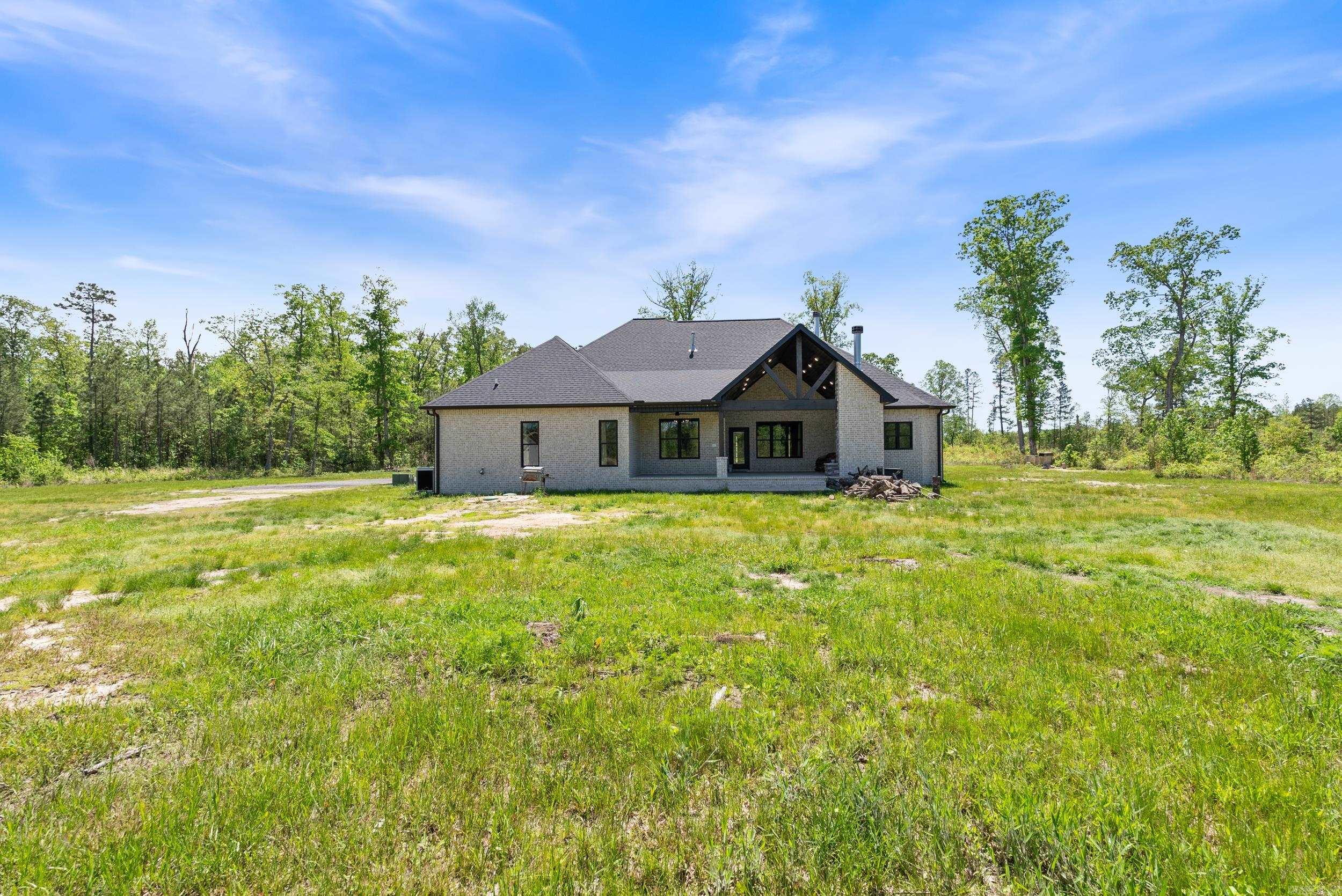 8899  Grant County Rd 75  Sheridan, AR