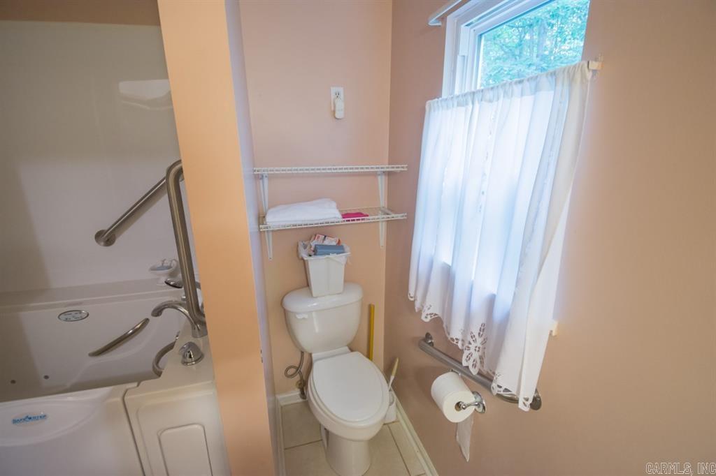 259  Pine Crest  Mountain View, AR