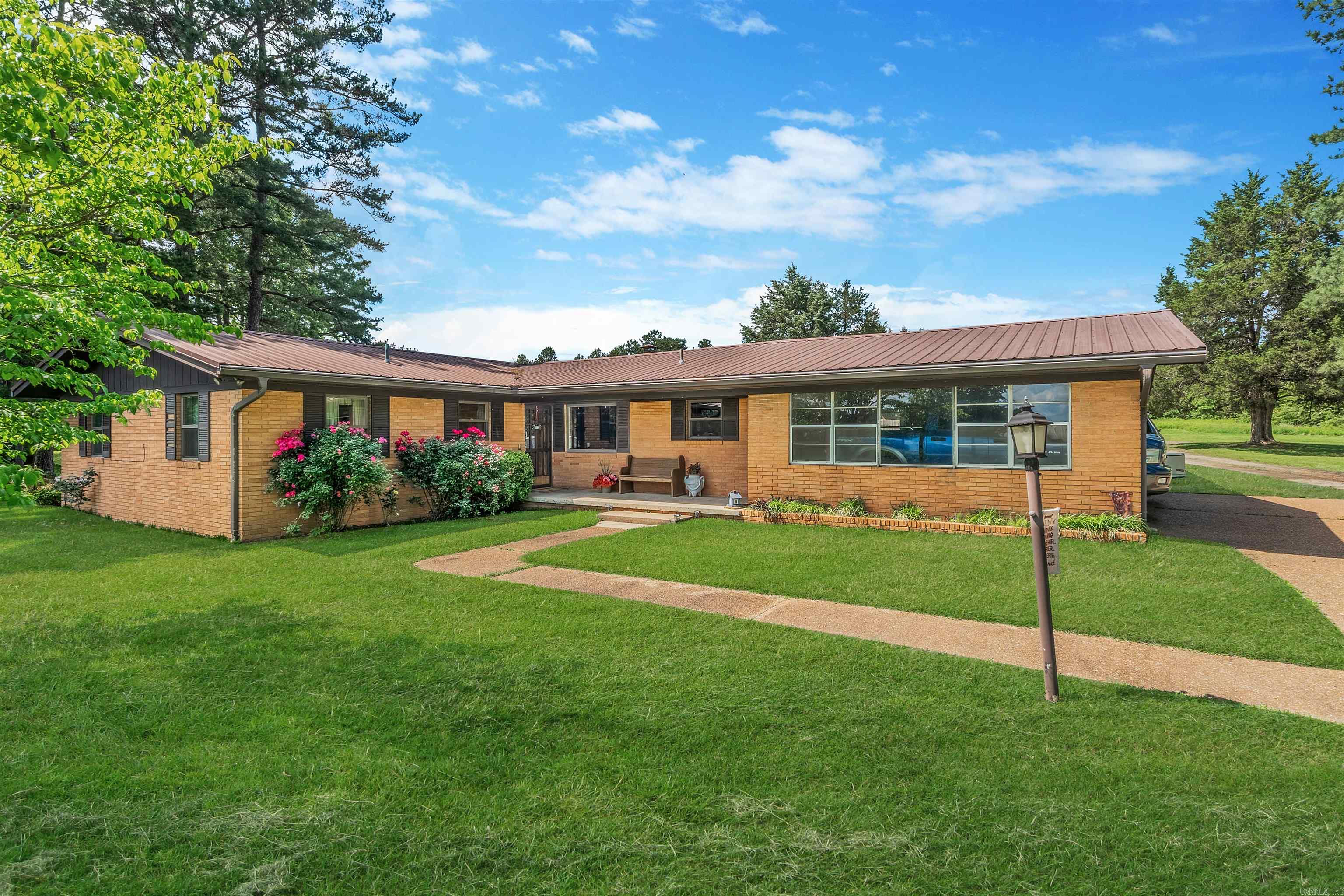 6068 W Hwy 36  Rose Bud, AR