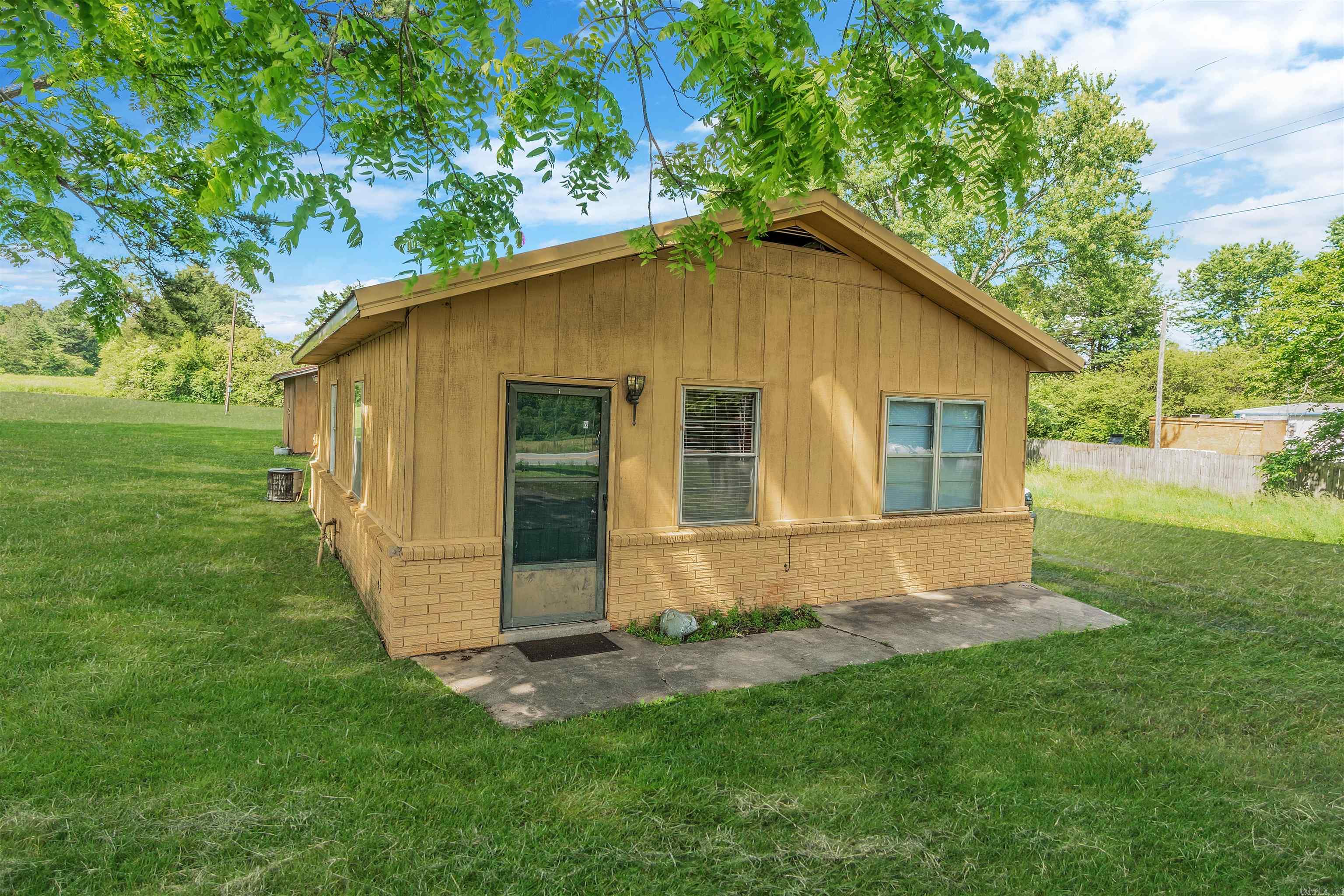 6068 W Hwy 36  Rose Bud, AR