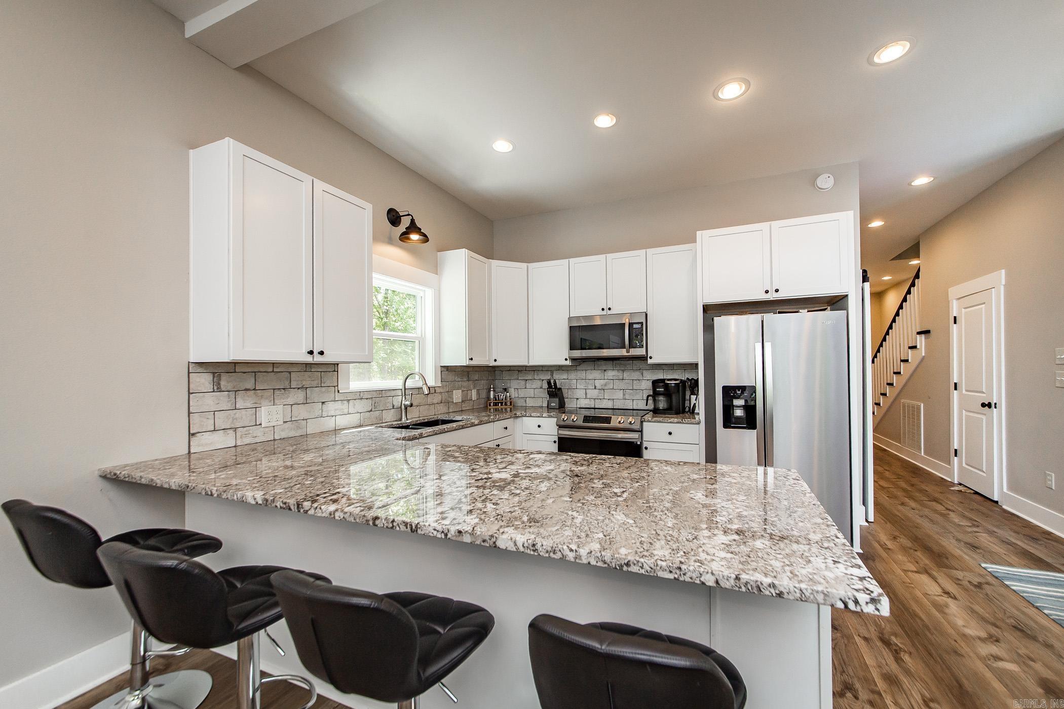 14  Air Rd.  Higden, AR