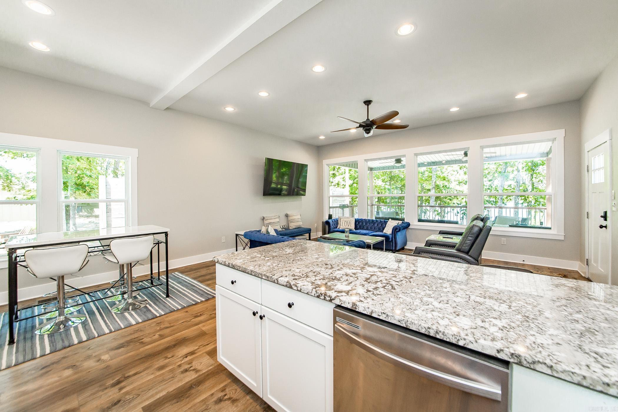 14  Air Rd.  Higden, AR