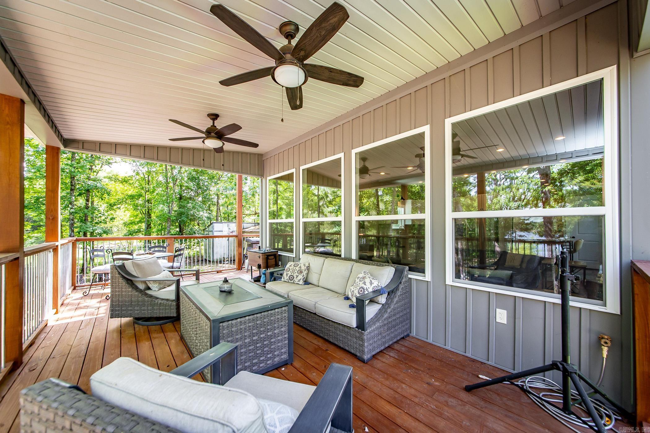 14  Air Rd.  Higden, AR