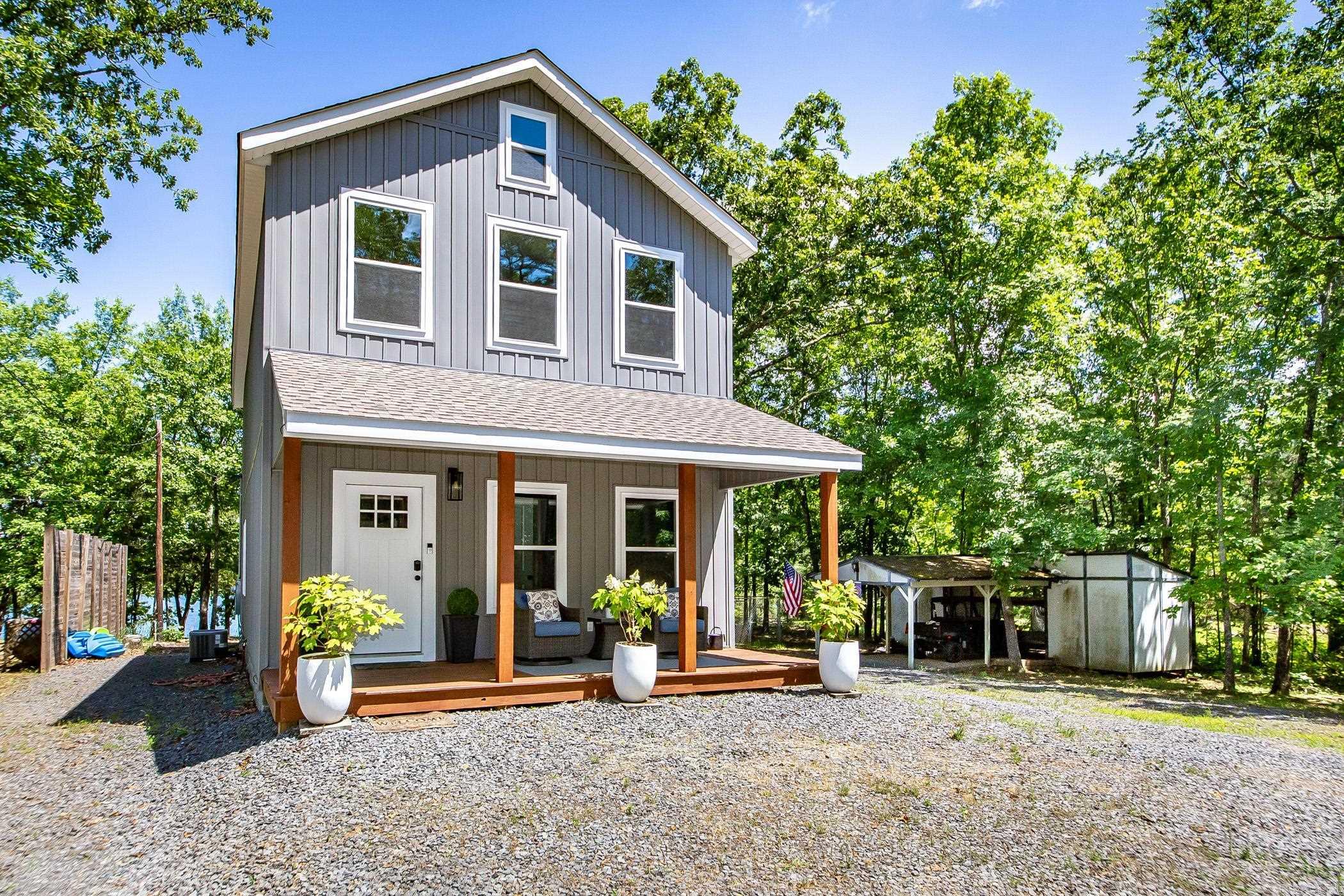 14  Air Rd.  Higden, AR