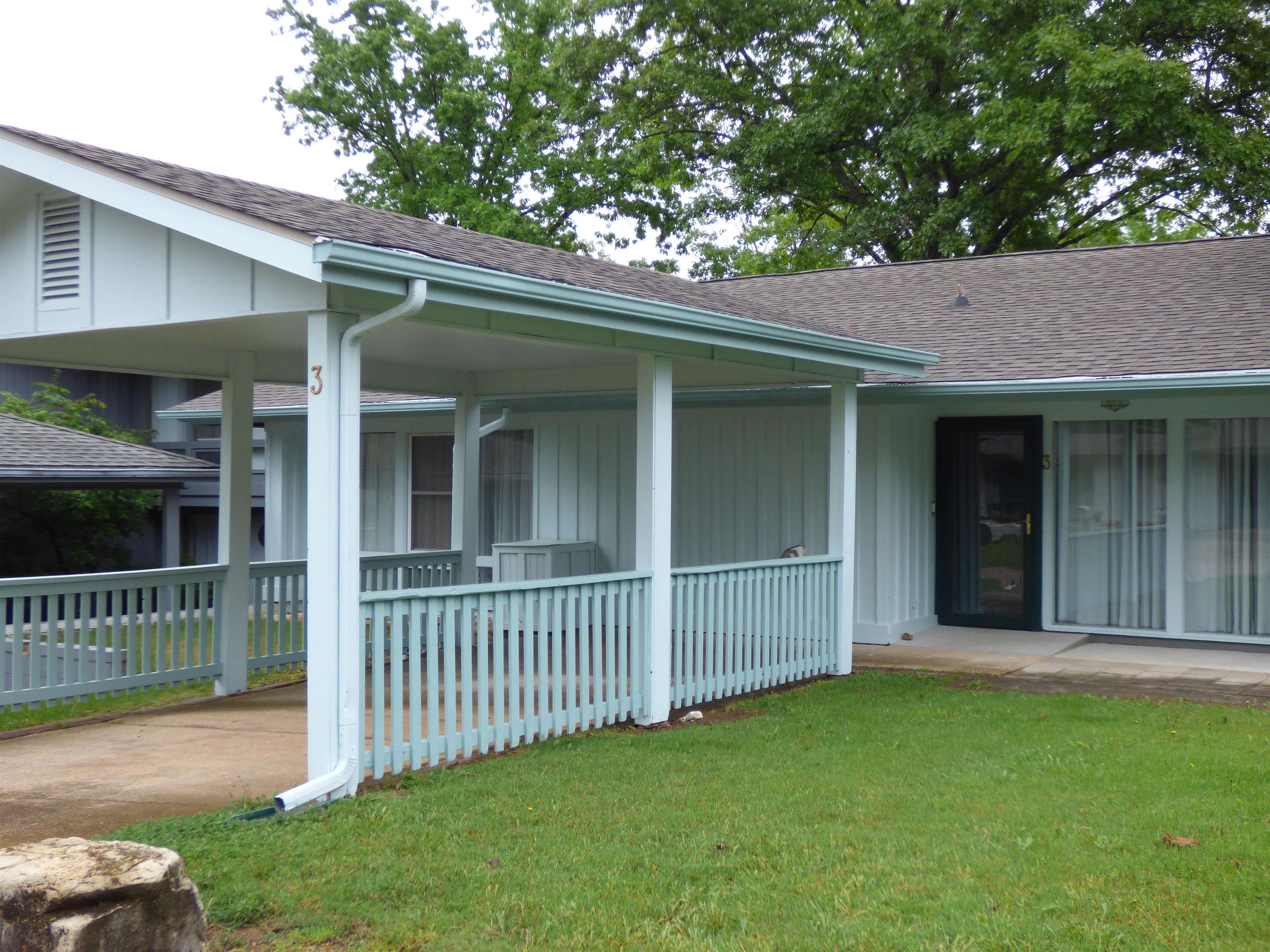 3  Many Moons  Cherokee Village, AR