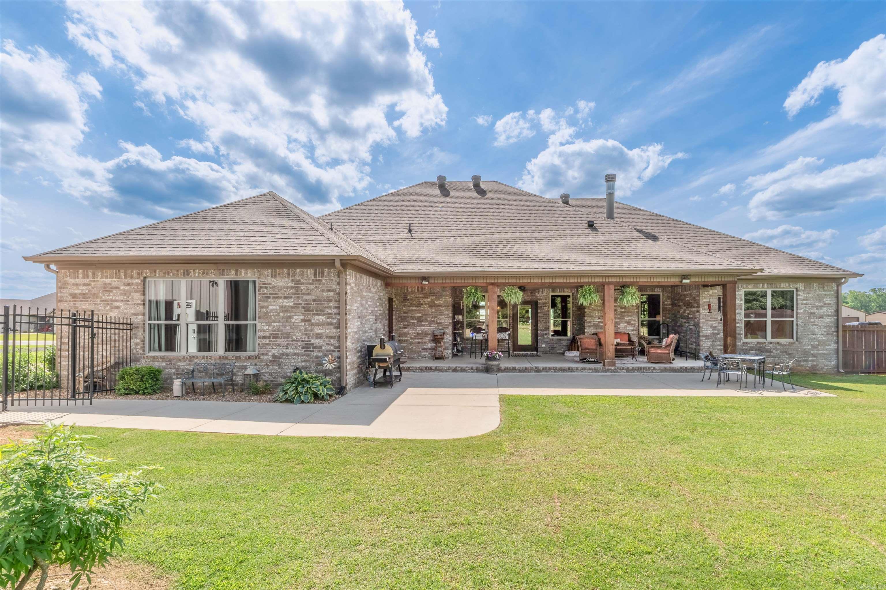 235  Mayberry Dr  Cabot, AR