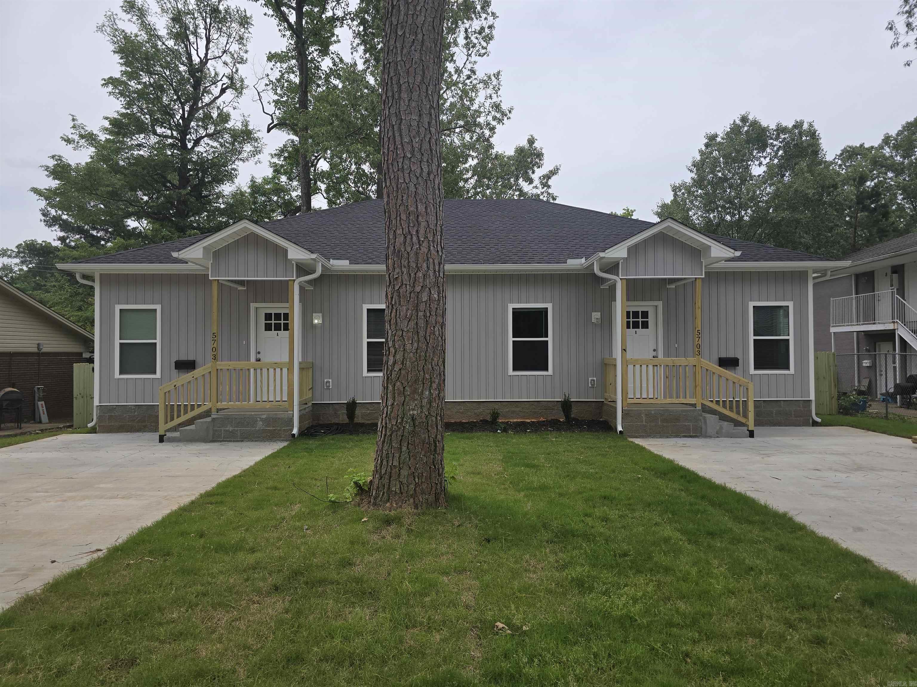 5703 Valley Unit B Drive