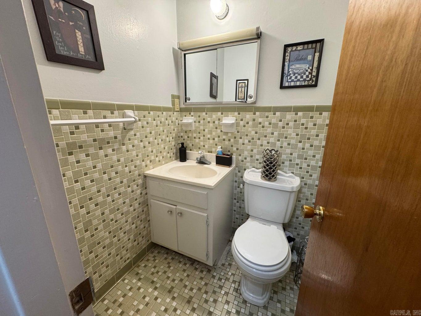 148 W Lakeshore  Cherokee Village, AR