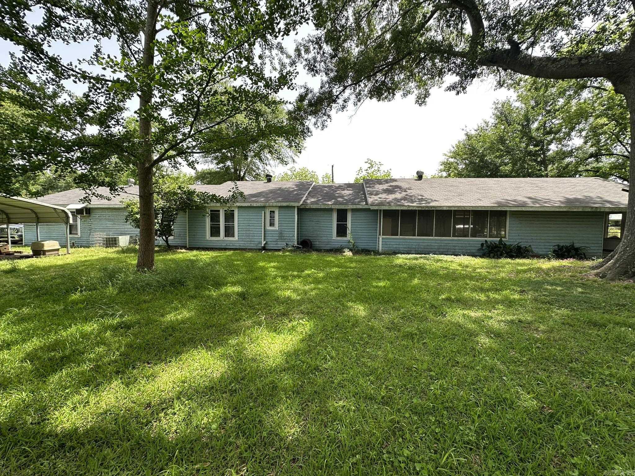 212  McMahan St  Crossett, AR