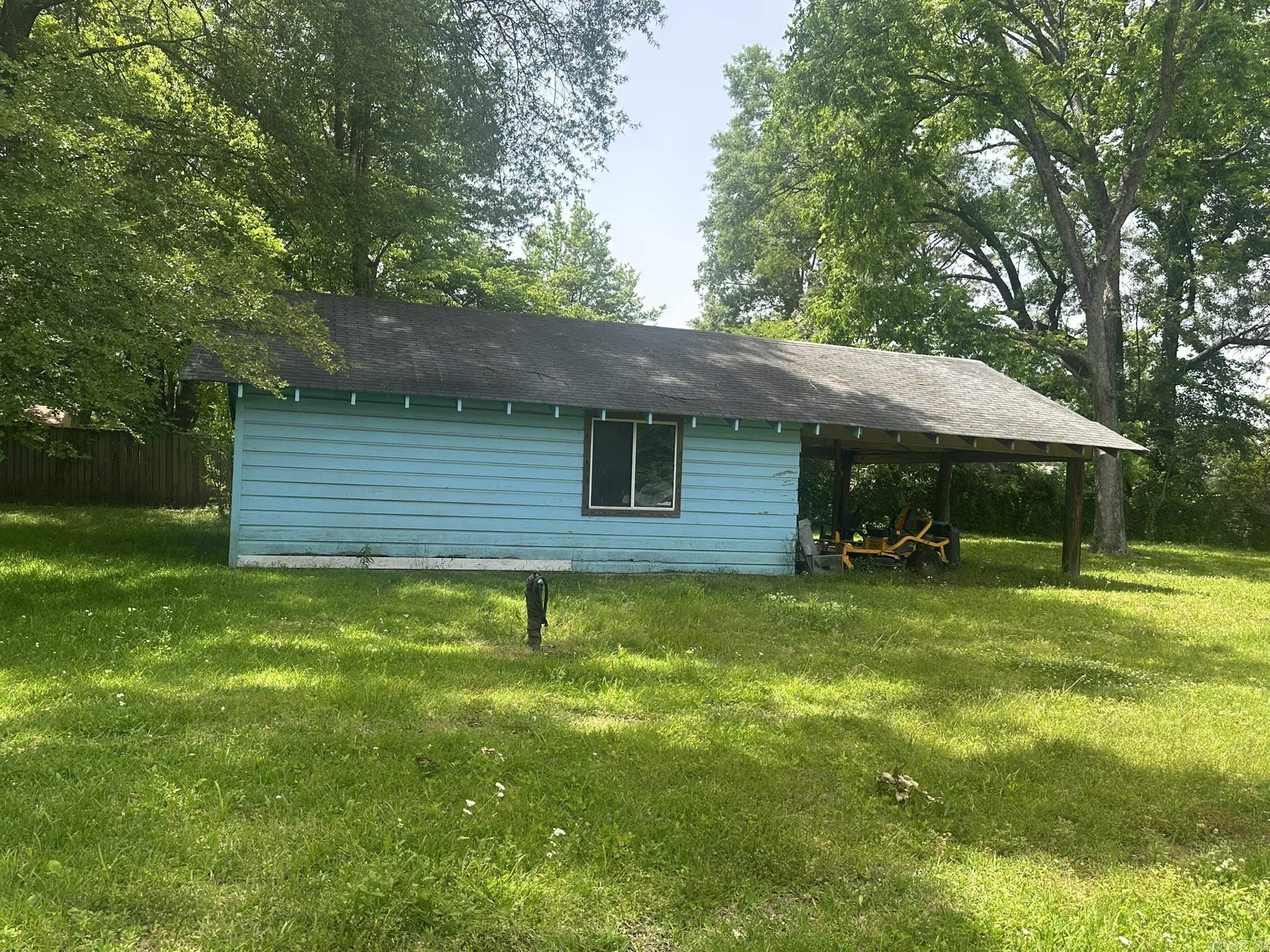 212  McMahan St  Crossett, AR