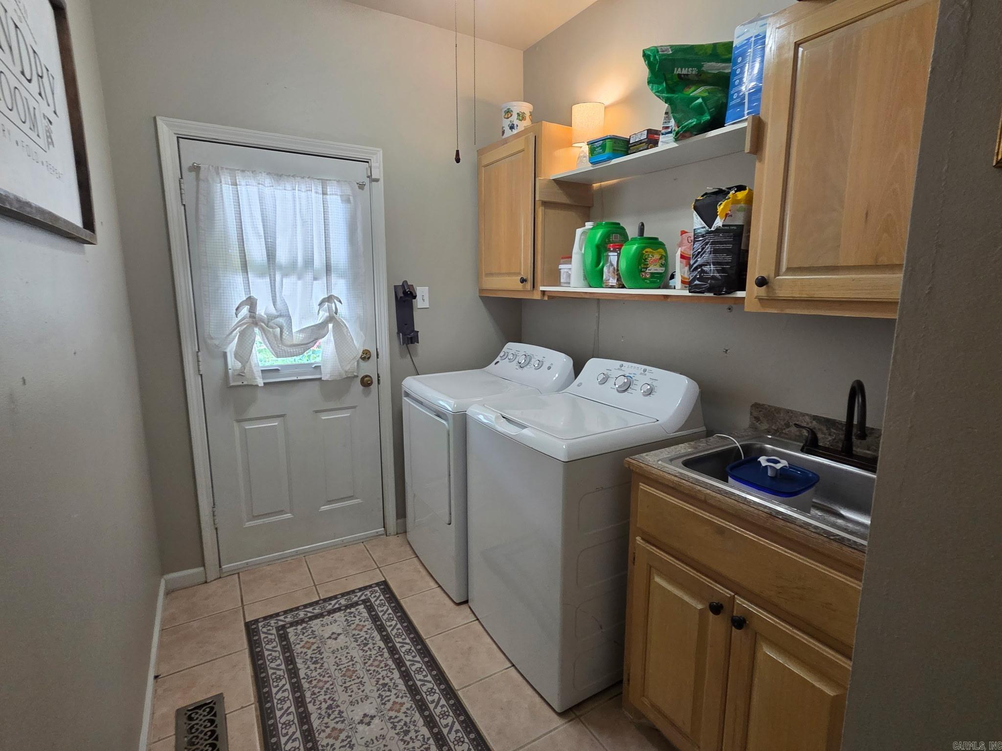 615  Miller  Benton, AR