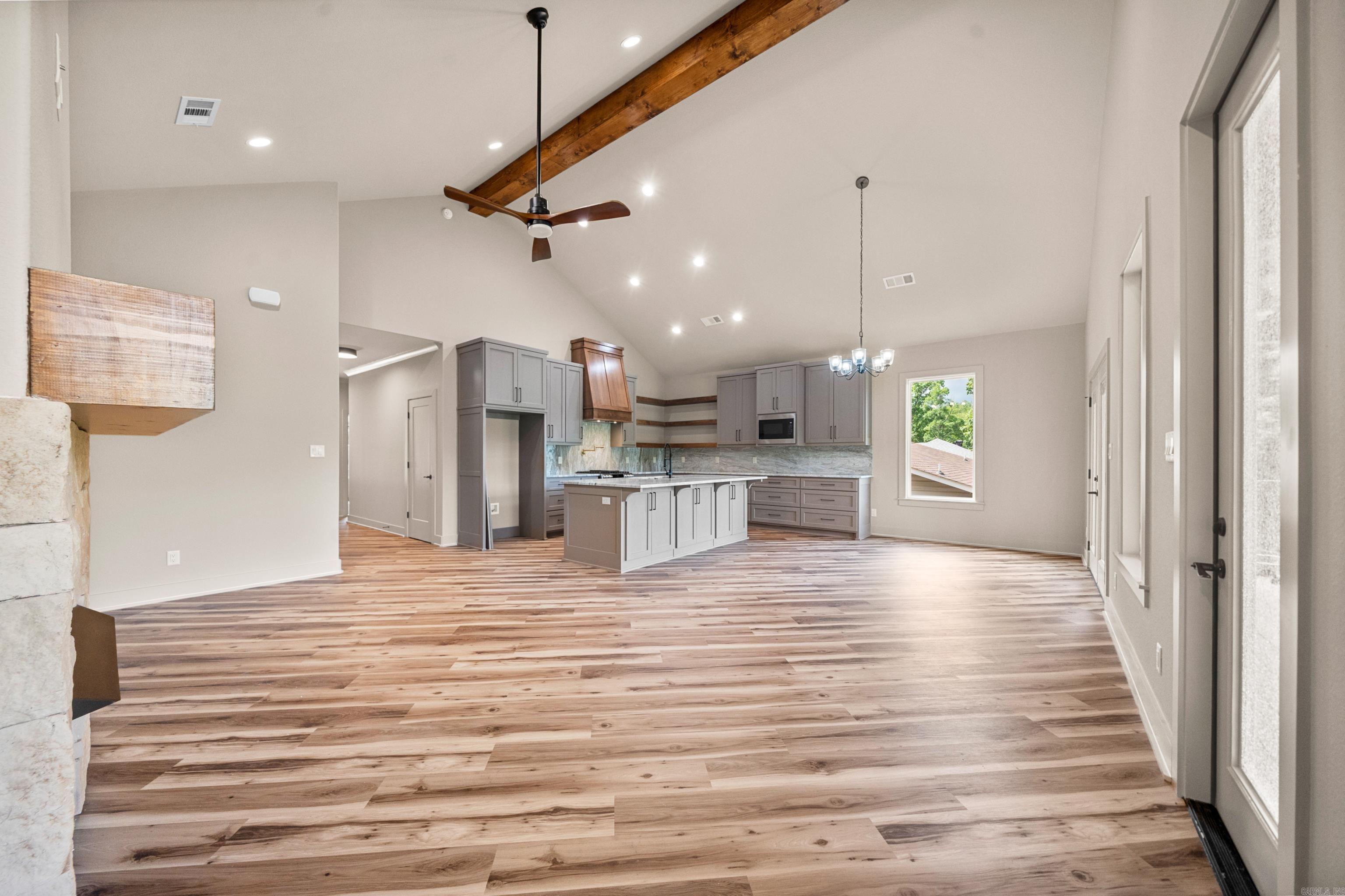 242  San Carlos Pt  Hot Springs, AR