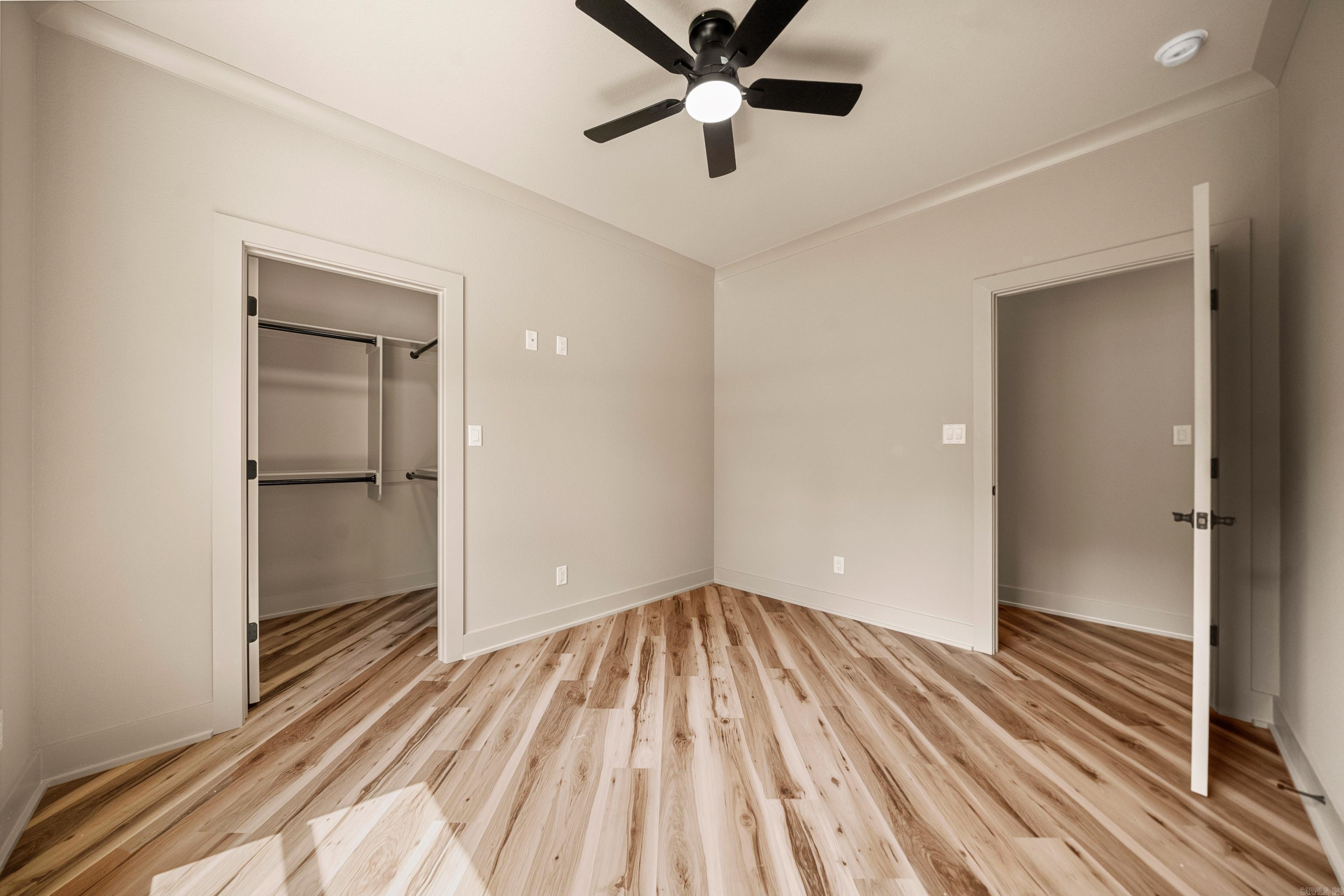242  San Carlos Pt  Hot Springs, AR
