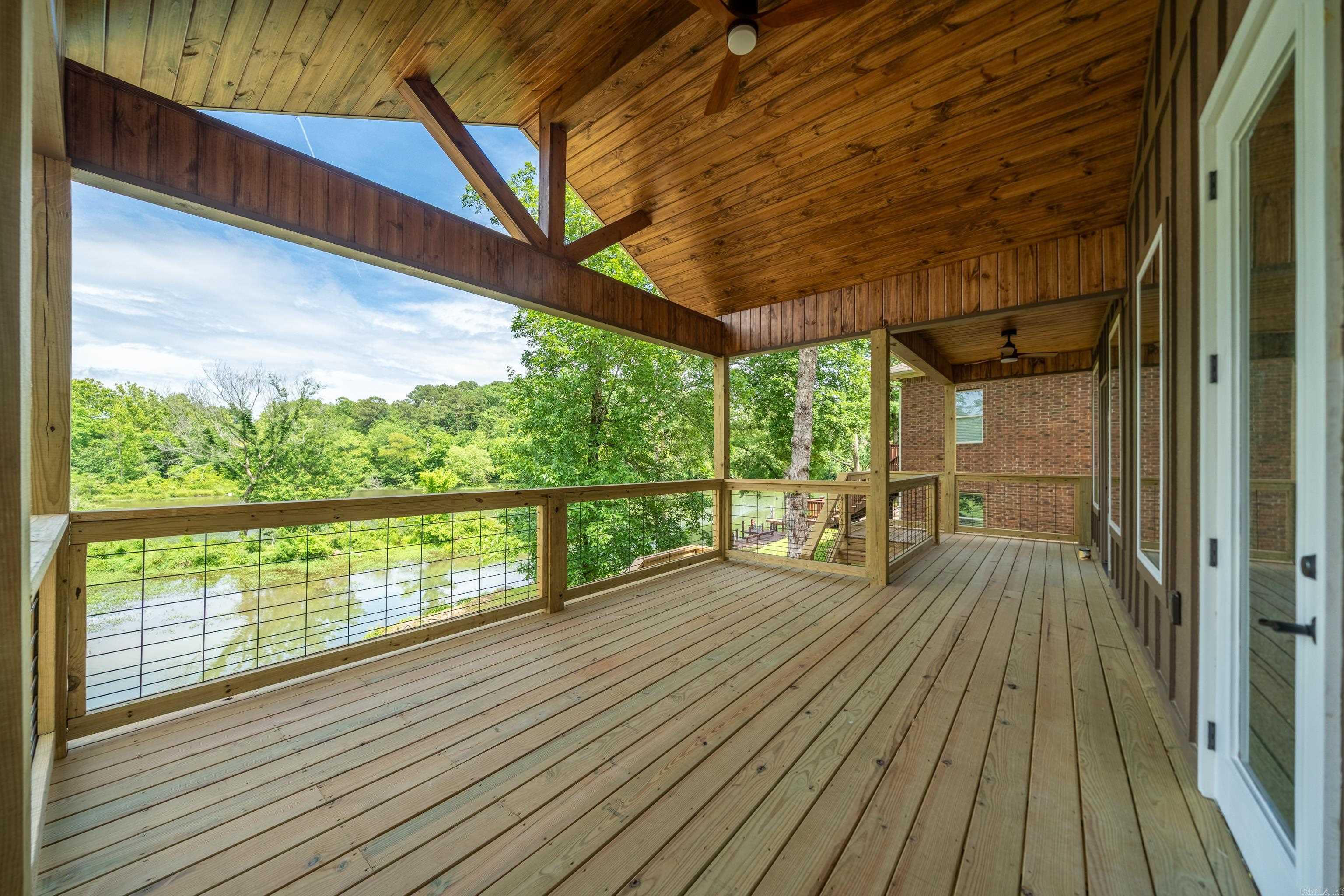 242  San Carlos Pt  Hot Springs, AR