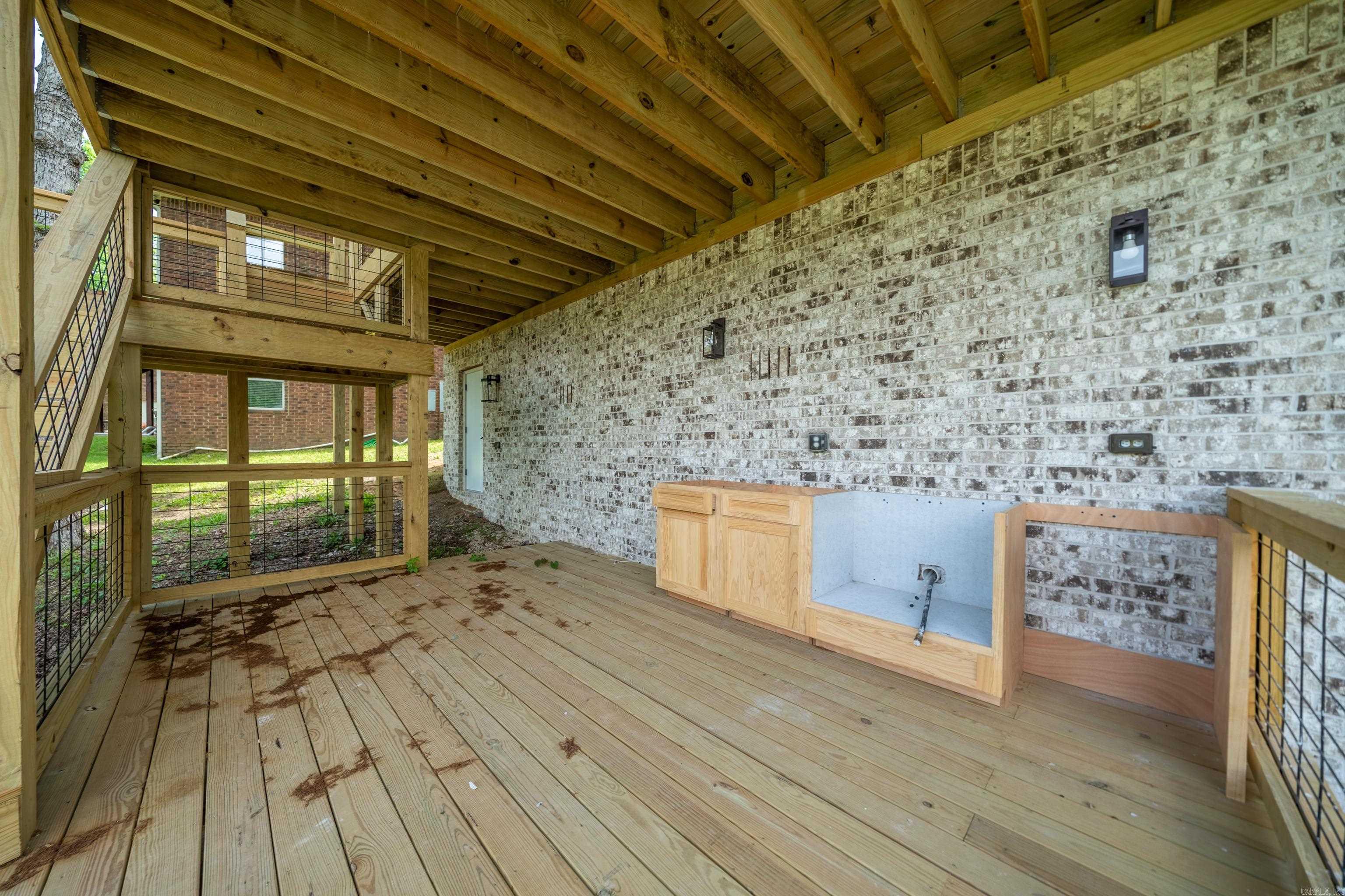 242  San Carlos Pt  Hot Springs, AR