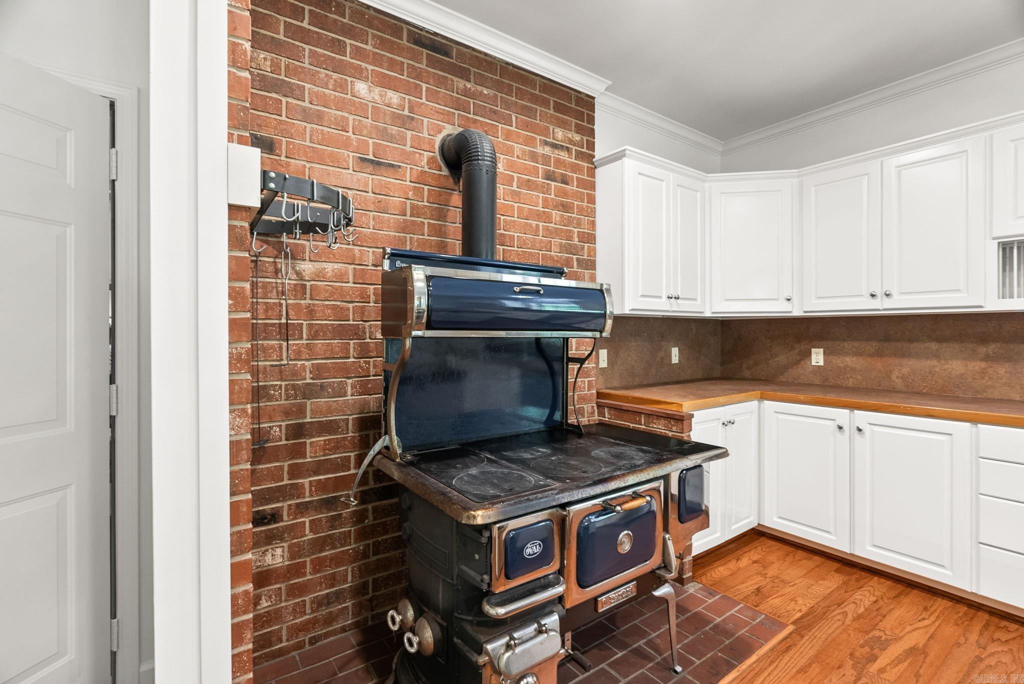 15714  Wild Oak  Roland, AR