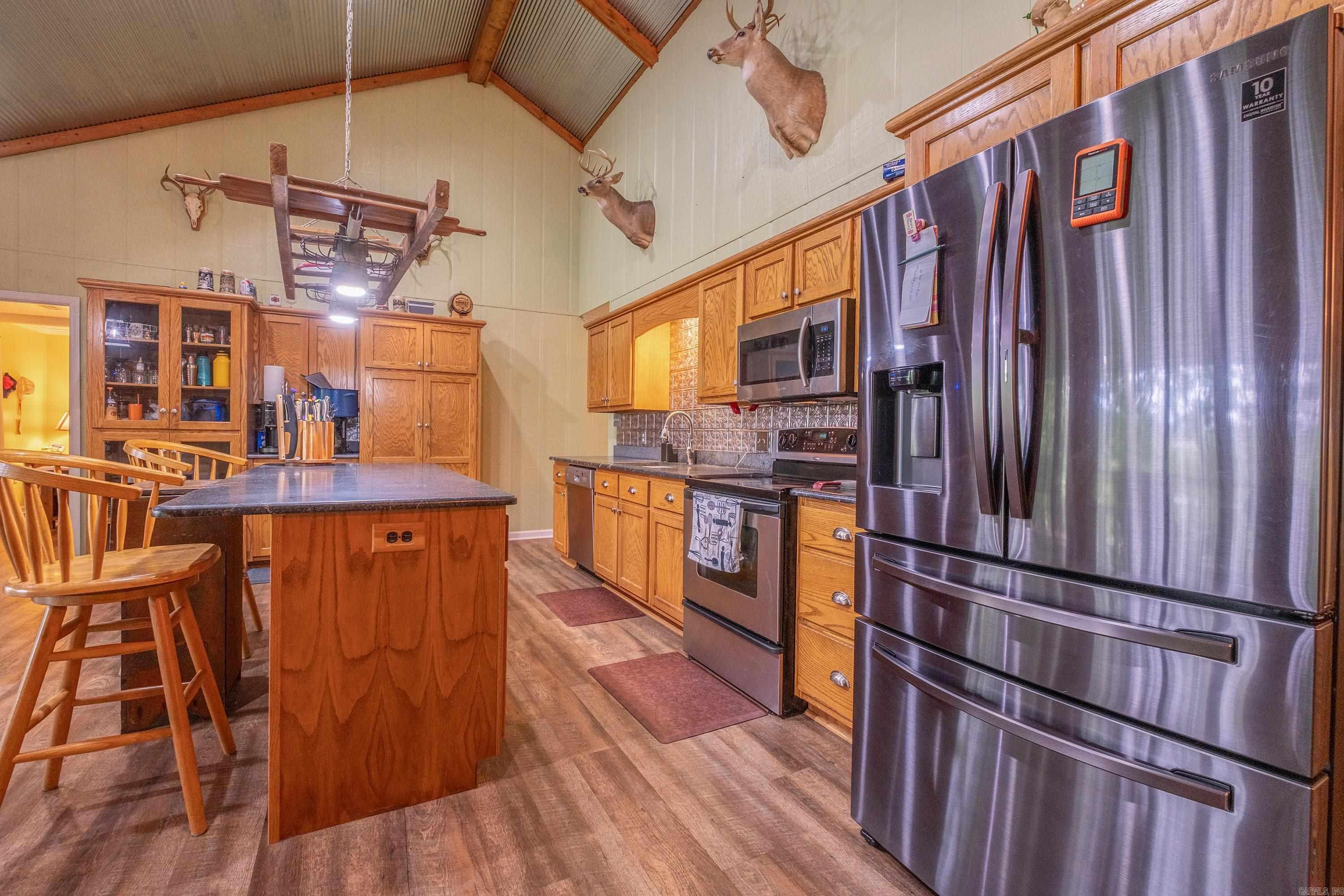 113  Laura  Searcy, AR