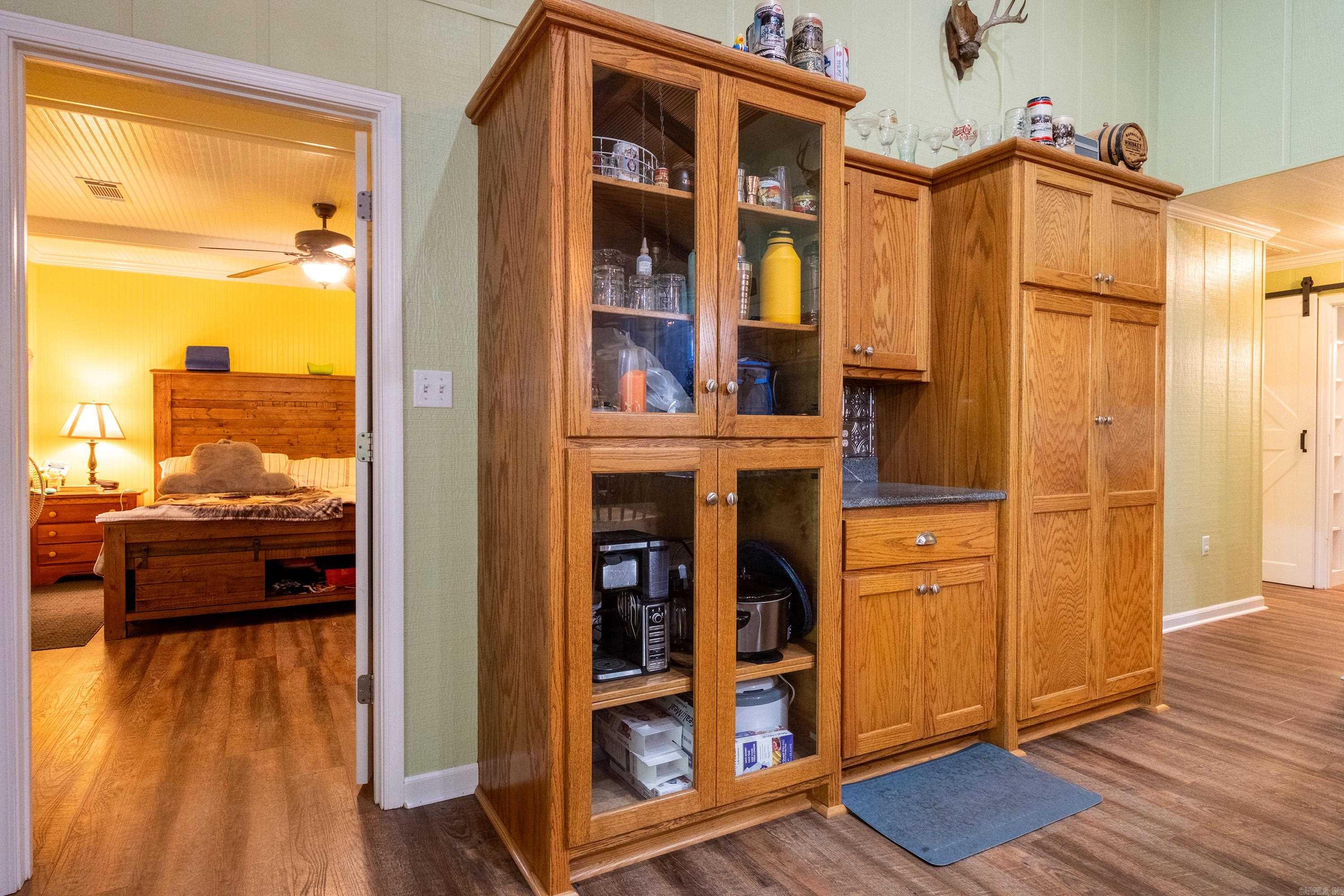 113  Laura  Searcy, AR